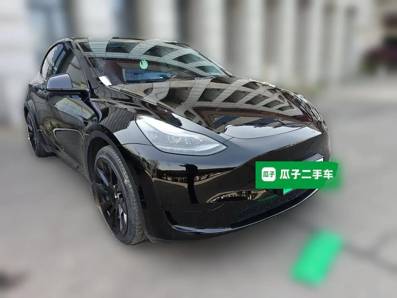 Tesla Model Y 2022 Rear-Wheel-Drive Version — миниатюра 3