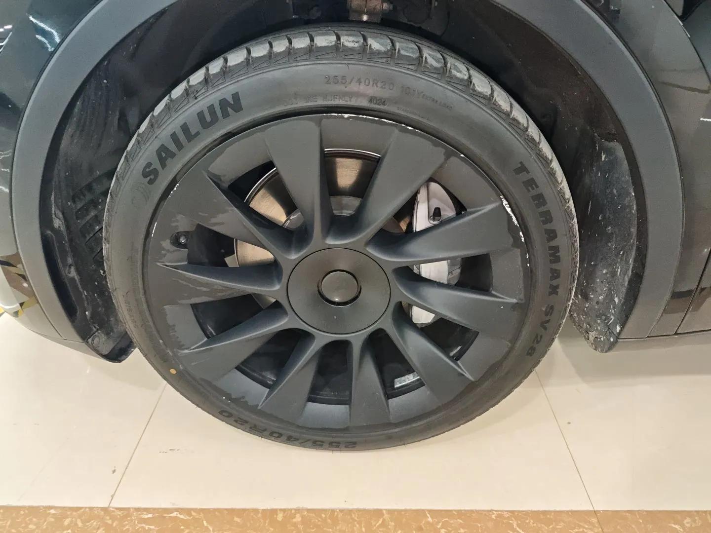 Tesla Model Y 2021 Standard Range Rear-Wheel Drive Version — миниатюра 8