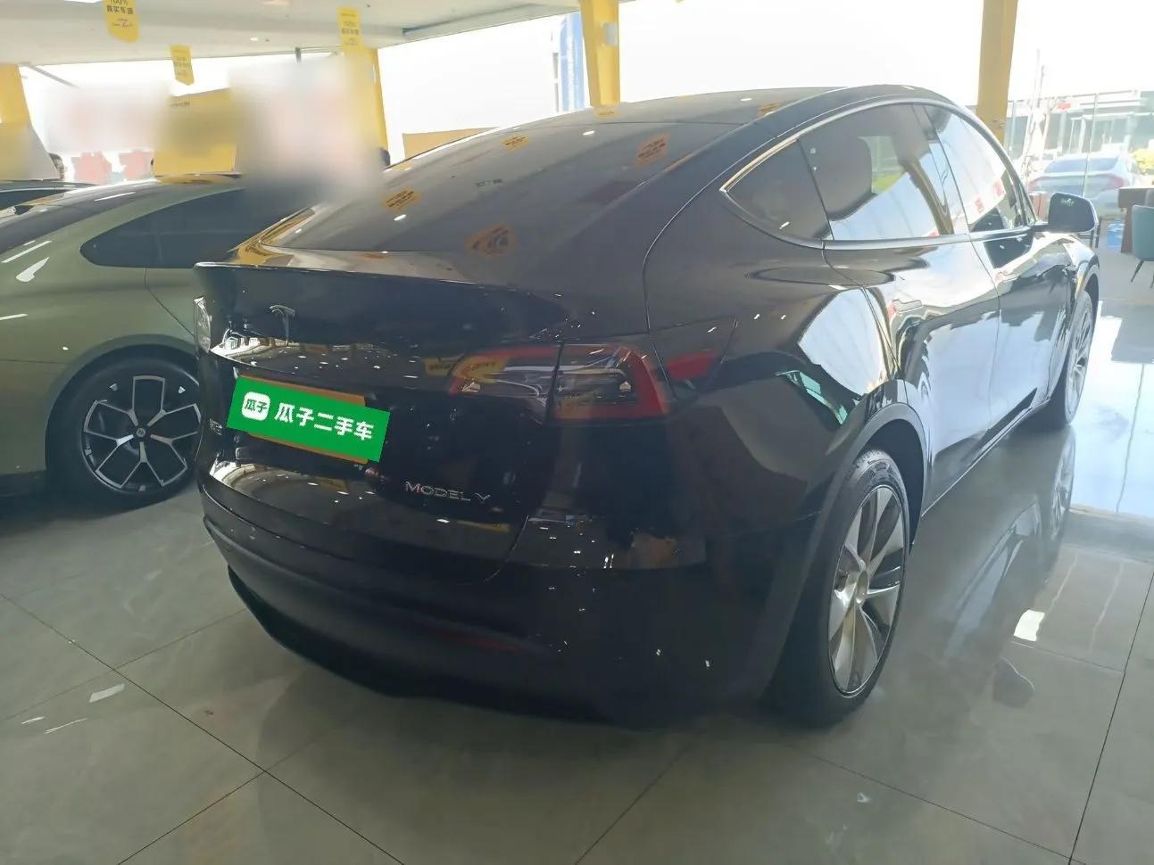 Tesla Model Y 2022 Revised Version Rear-Wheel Drive — миниатюра 4