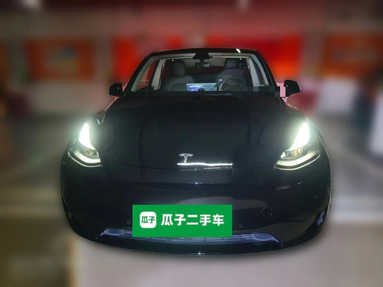 Tesla Model Y 2023 Rear-Wheel-Drive Version — миниатюра 2