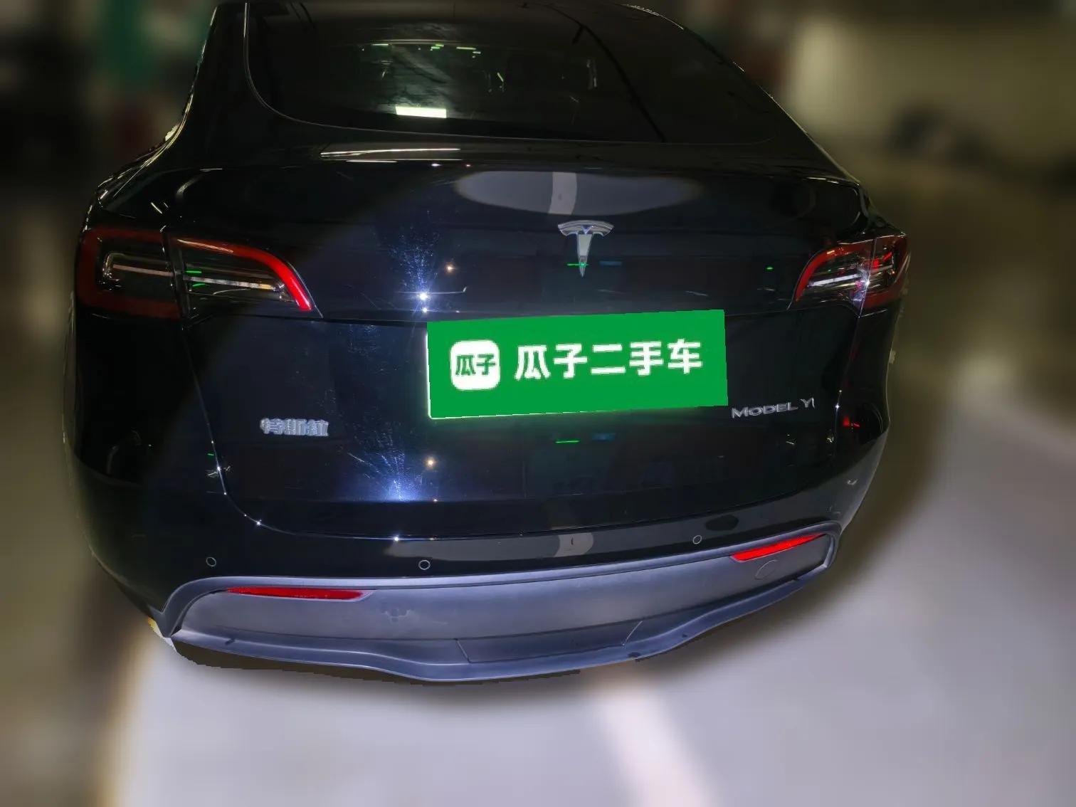 Tesla Model Y 2023 Rear-Wheel-Drive Version — миниатюра 5