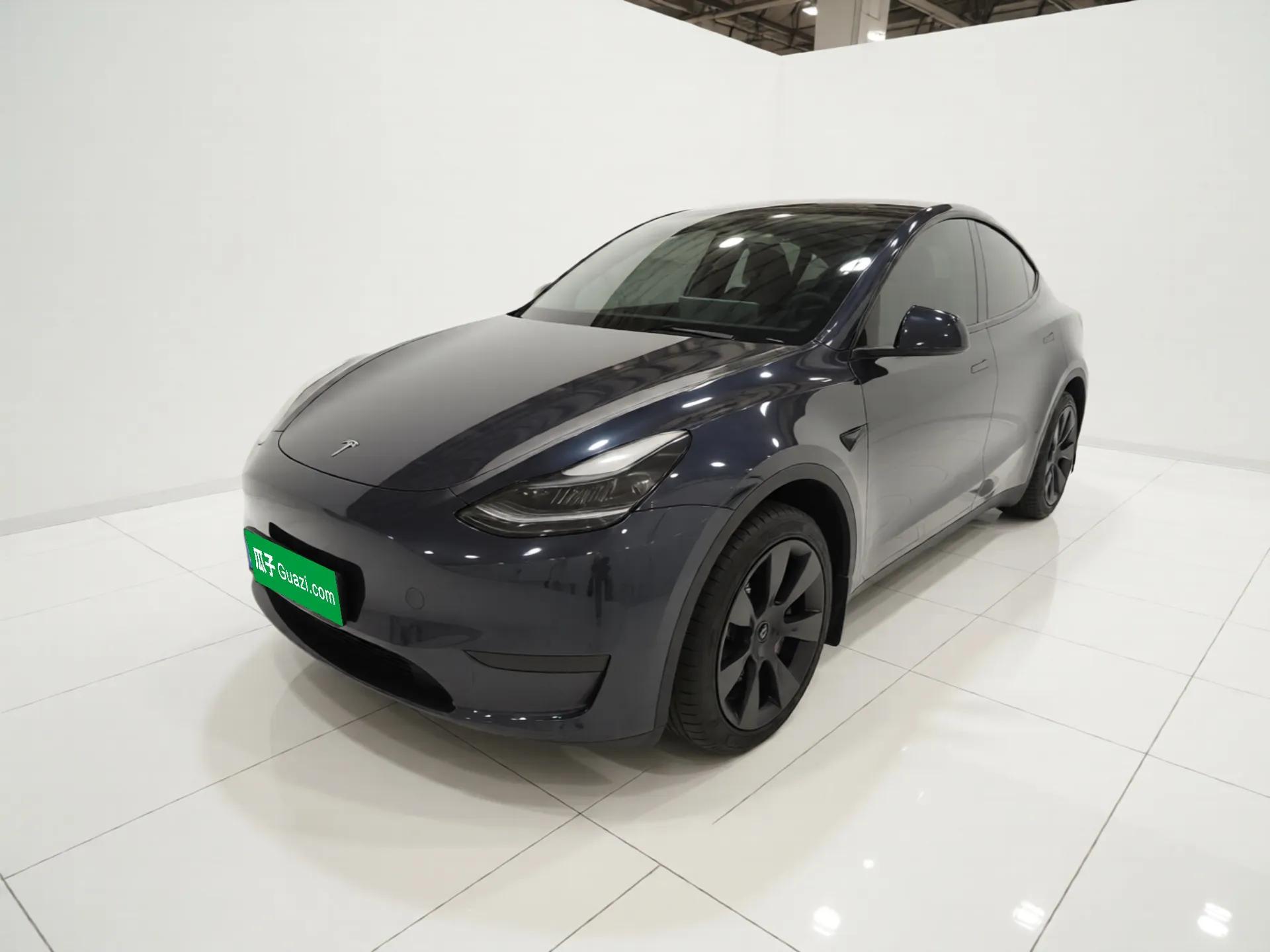 Tesla Model Y 2024 Rear-Wheel-Drive Version — миниатюра 1