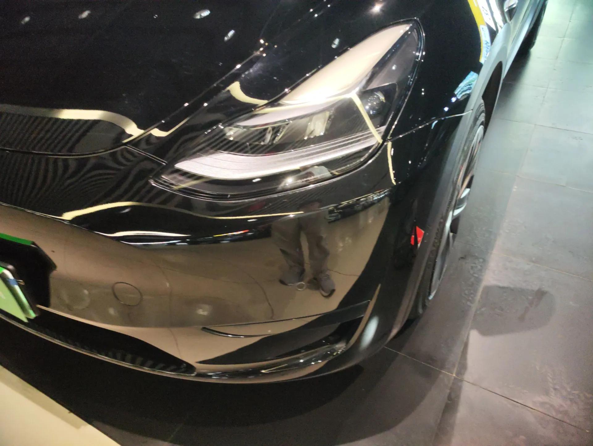 Tesla Model Y 2023 Rear-Wheel-Drive Version — миниатюра 9