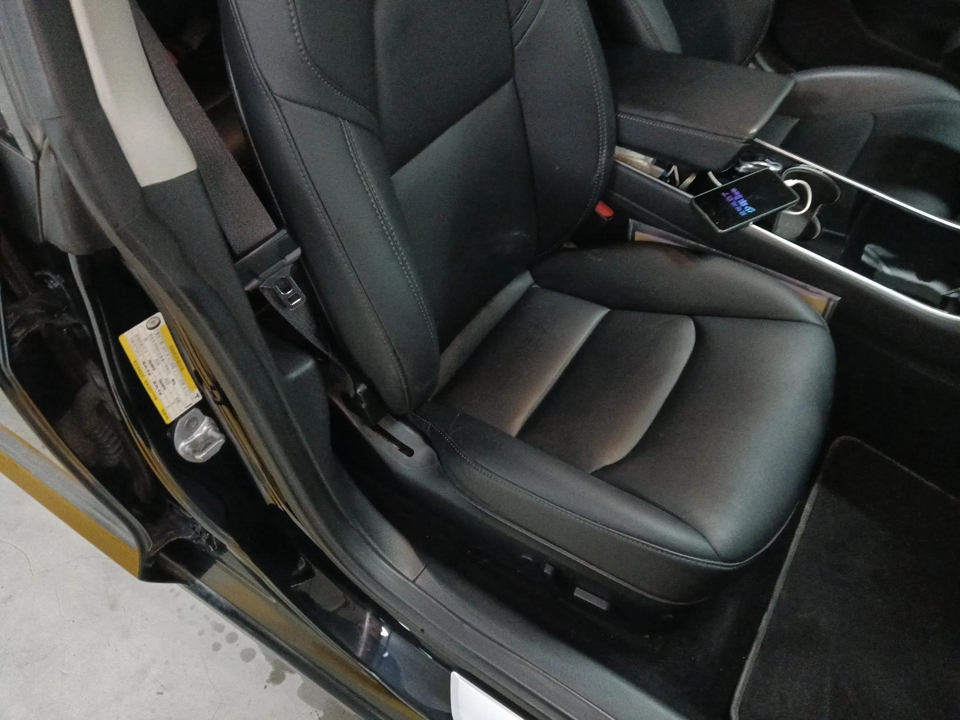 Tesla Model 3 2019 Long-Range Rear-Wheel-Drive Version — миниатюра 23