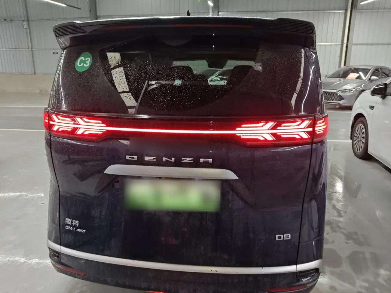 Denza D9 2022 DM-i 970 Four-Wheel Drive Flagship Model — миниатюра 3