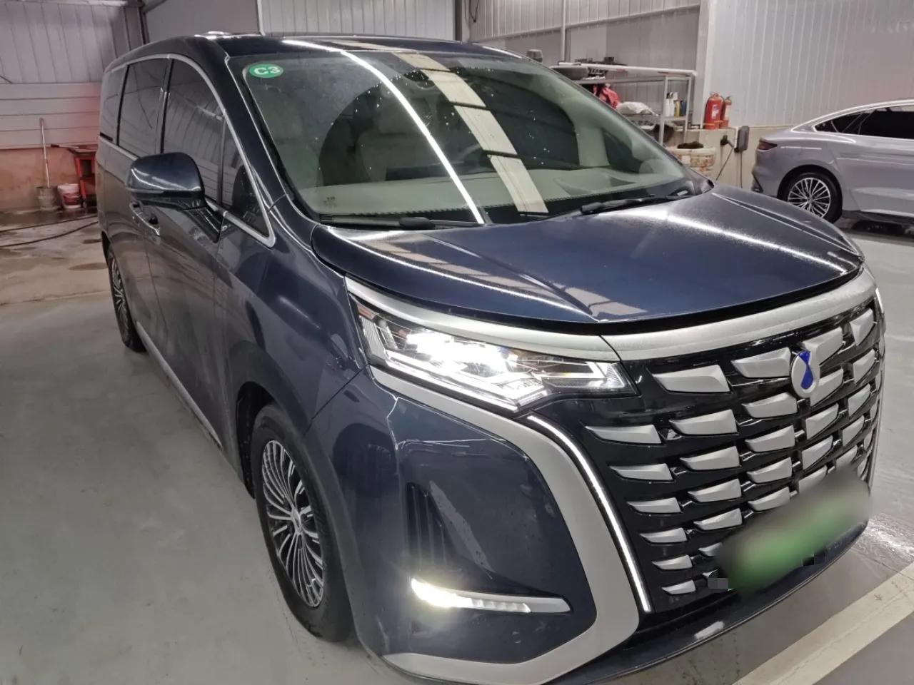 Denza D9 2022 DM-i 970 Four-Wheel Drive Flagship Model — миниатюра 6