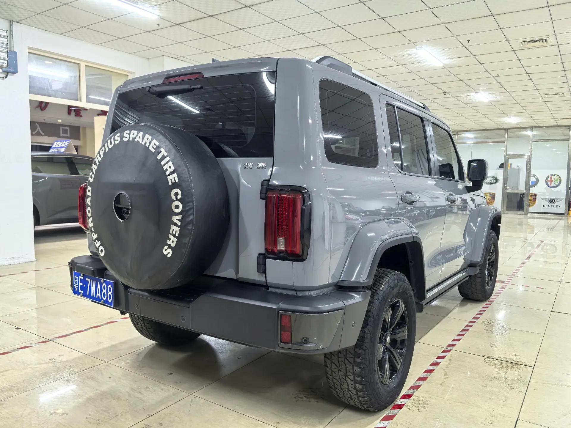 Tank 300 2021 City Edition 2.0T—Truly Stylish — миниатюра 5