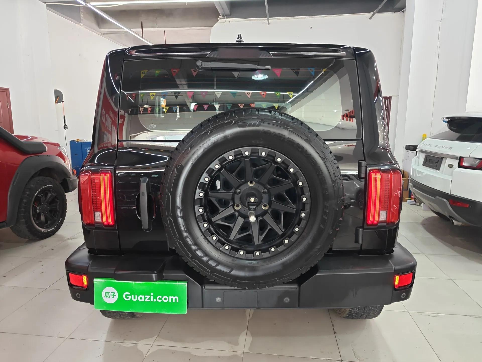 Tank 300 2021 Off-Road Edition 2.0T Conqueror — миниатюра 3