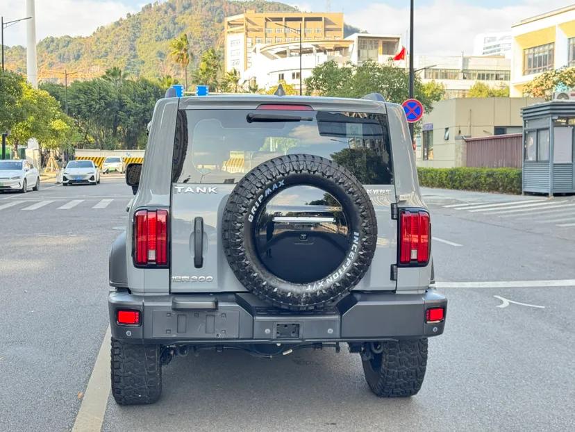 Tank 300 2021 Off-Road Edition 2.0T Conqueror — миниатюра 6