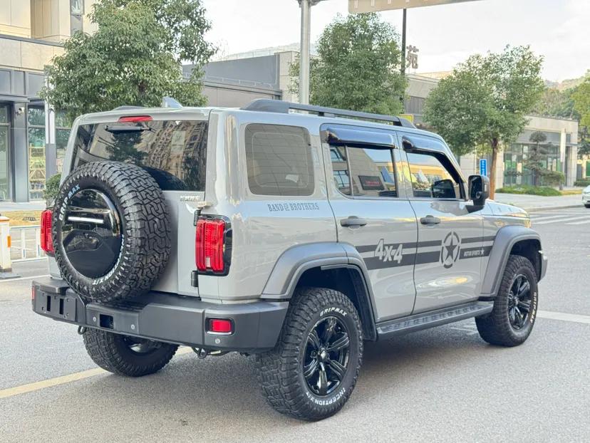 Tank 300 2021 Off-Road Edition 2.0T Conqueror — миниатюра 8