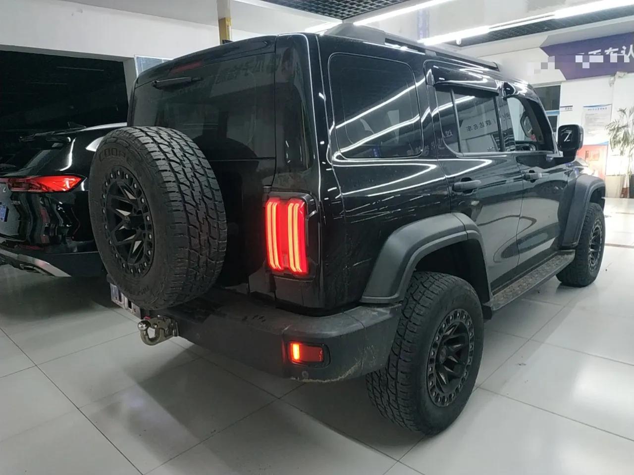 Tank 300 2021 Off-Road Edition 2.0T Conqueror — миниатюра 6