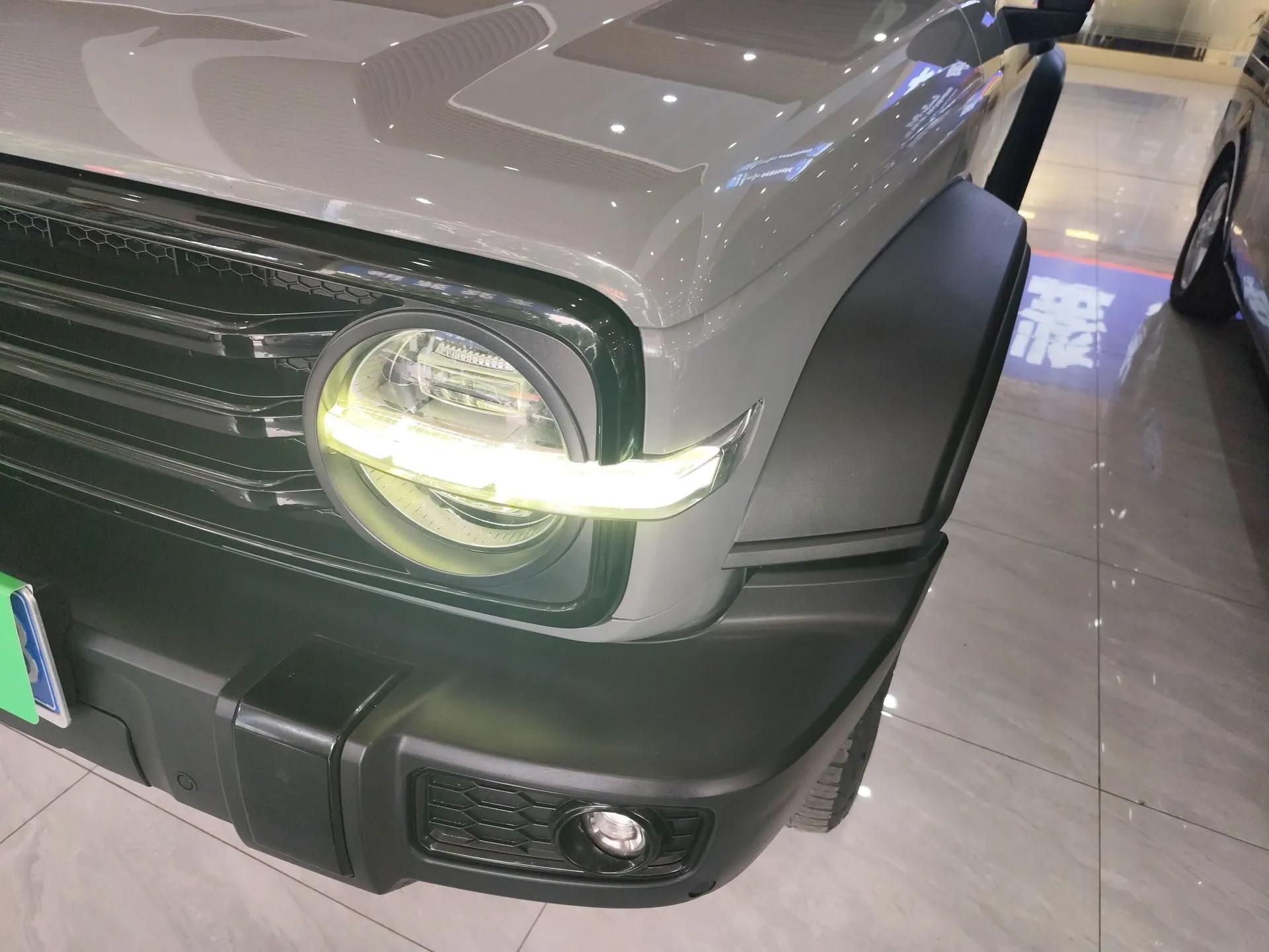 Tank 300 2021 Off-Road Edition 2.0T Conqueror — миниатюра 5