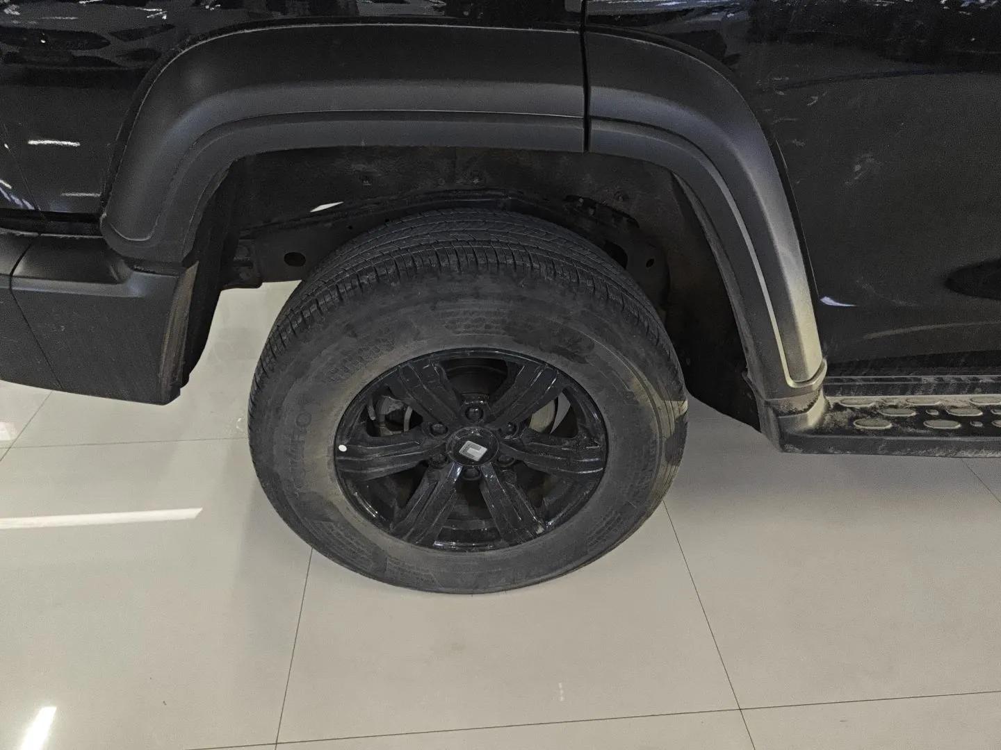Tank 300 2023 Off-Road Edition 2.0T Conqueror — миниатюра 5