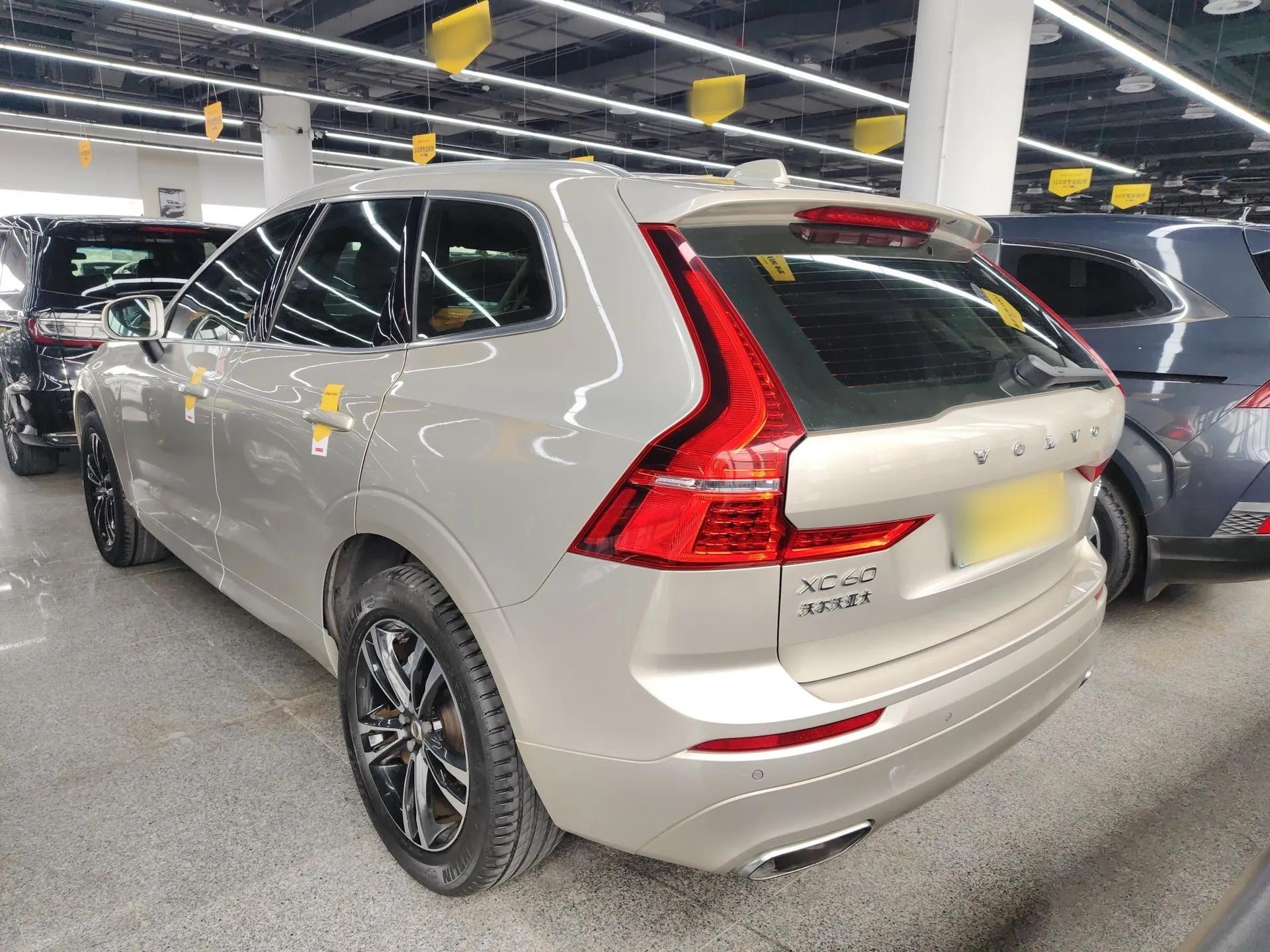 Volvo XC60 2018 T5 4x4 Smart Edition — миниатюра 7