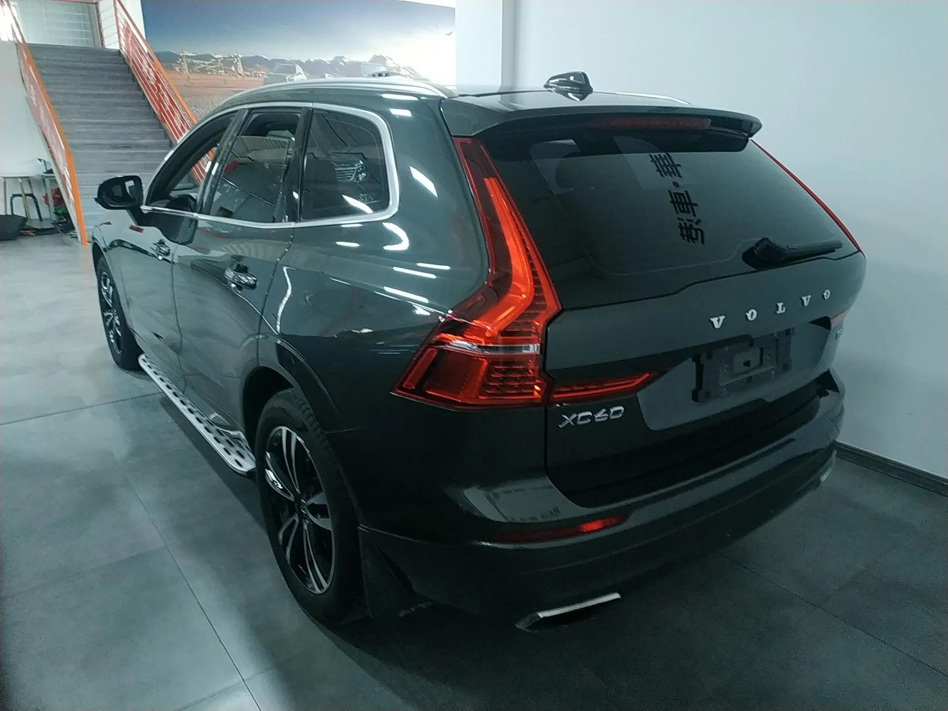 Volvo XC60 2019 T5 4x4 Zhiyuan Edition China VI Standard — миниатюра 7