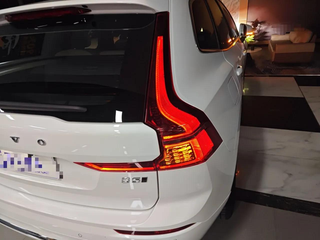 Volvo XC60 2026 B5 4x4 Smart Luxury Edition — миниатюра 7