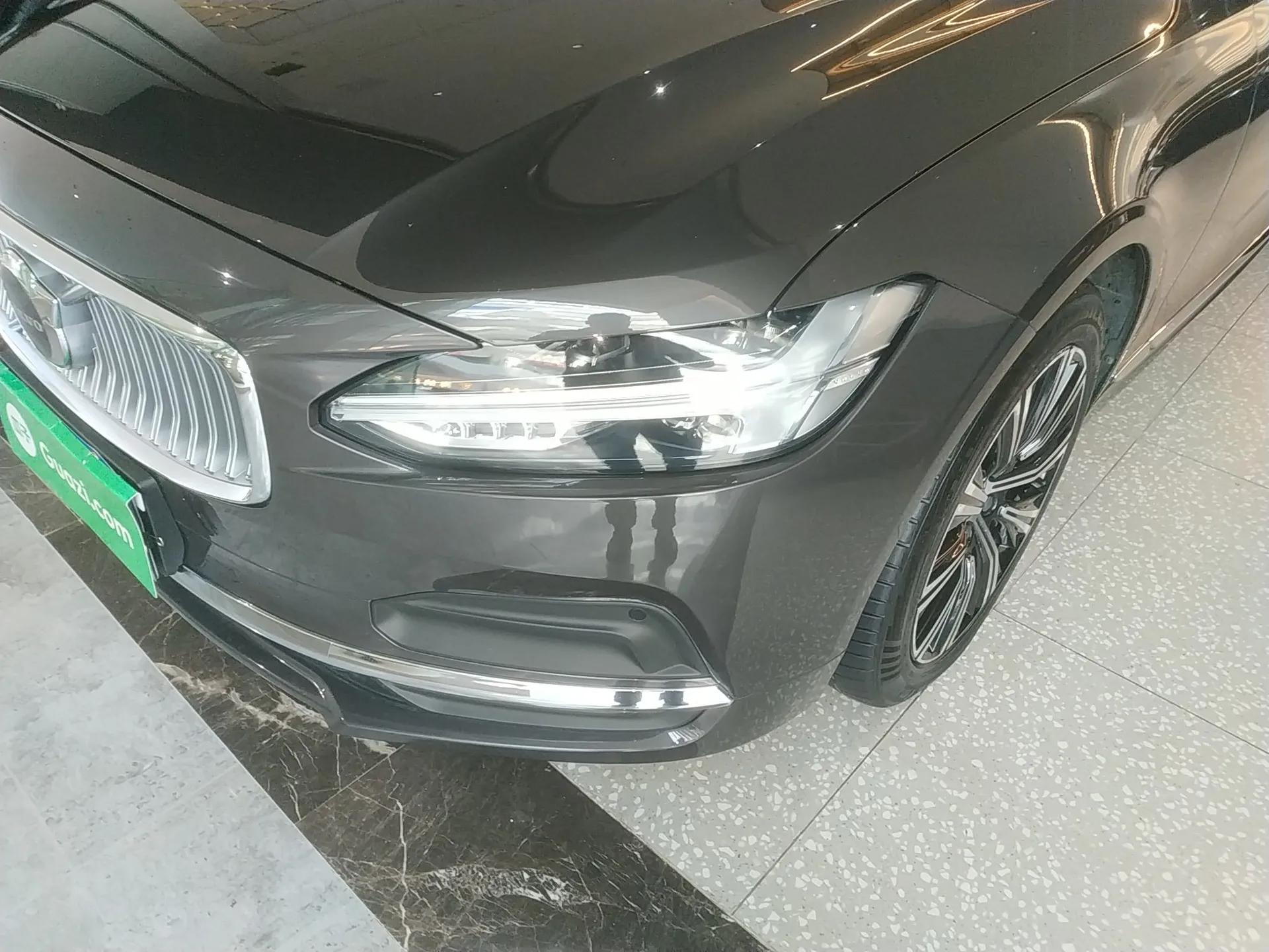 Volvo S90 2022 B5 Zhiyi Luxury Edition — миниатюра 5