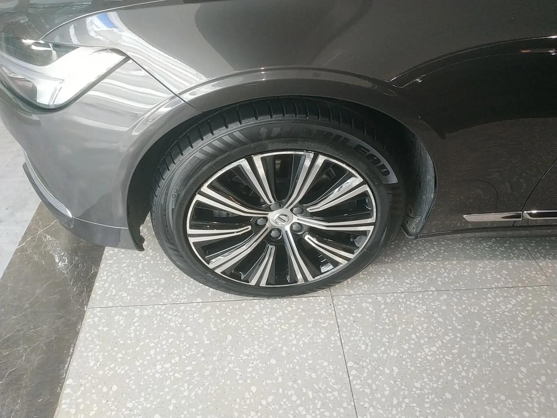 Volvo S90 2022 B5 Zhiyi Luxury Edition — миниатюра 9
