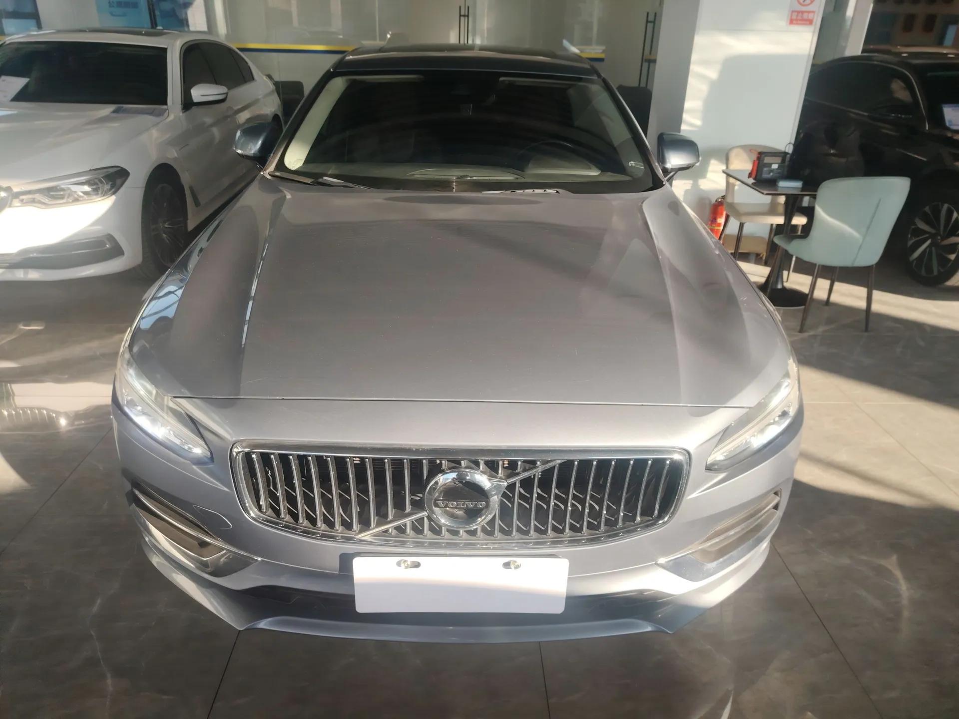 Volvo S90 2020 Facelifted T5 Zhiyi Luxury Edition — миниатюра 3