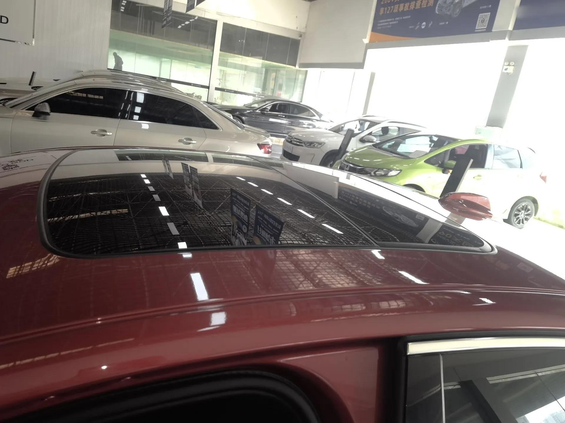 Volvo S60 2022 B4 Zhiyi Luxury Edition — миниатюра 11