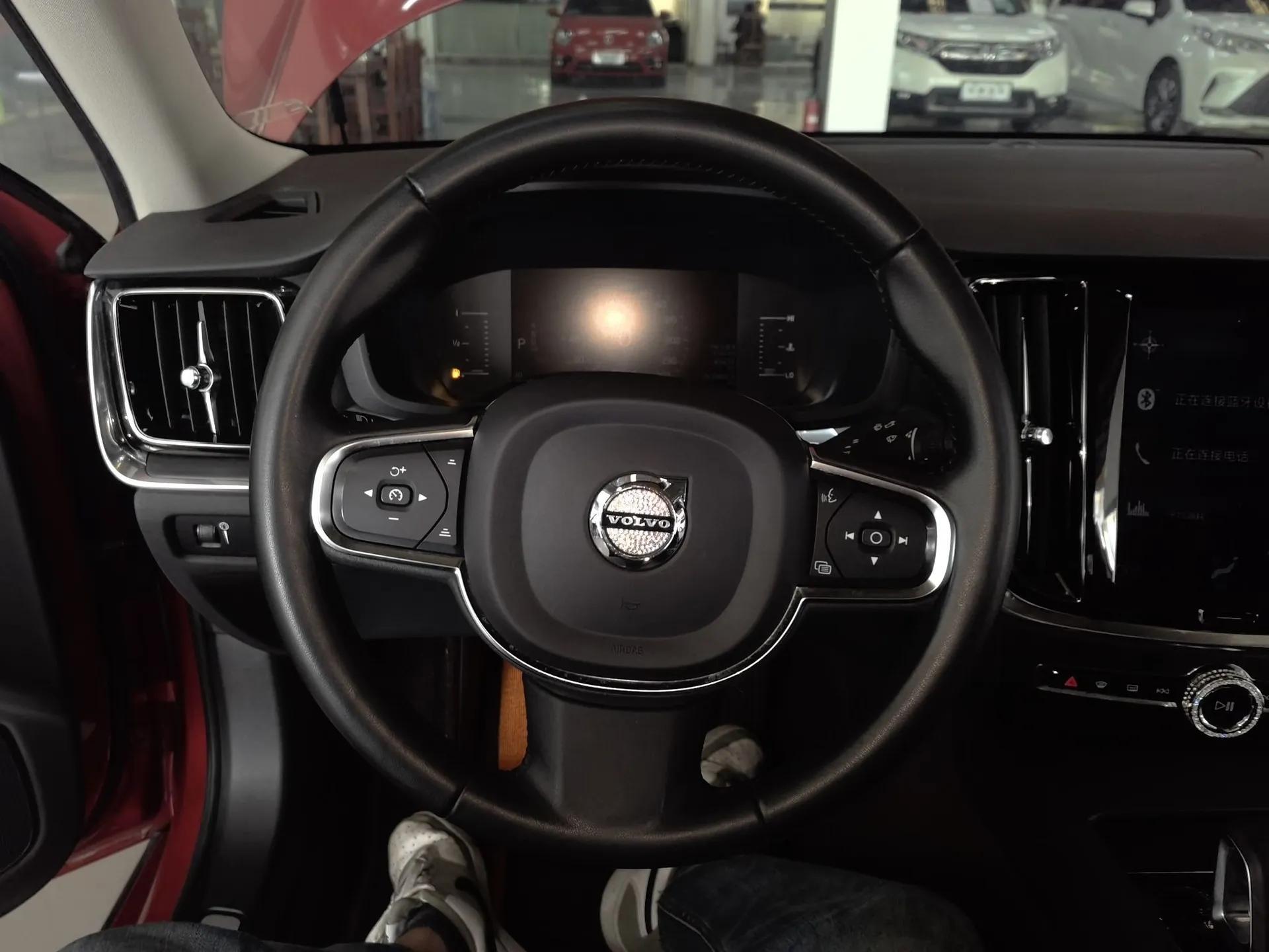 Volvo S60 2022 B4 Zhiyi Luxury Edition — миниатюра 14