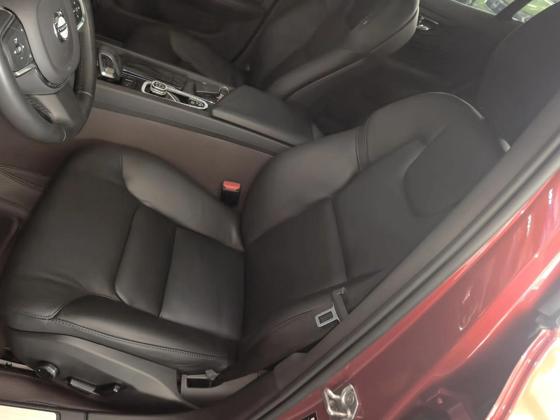 Volvo S60 2022 B4 Zhiyi Luxury Edition — миниатюра 18