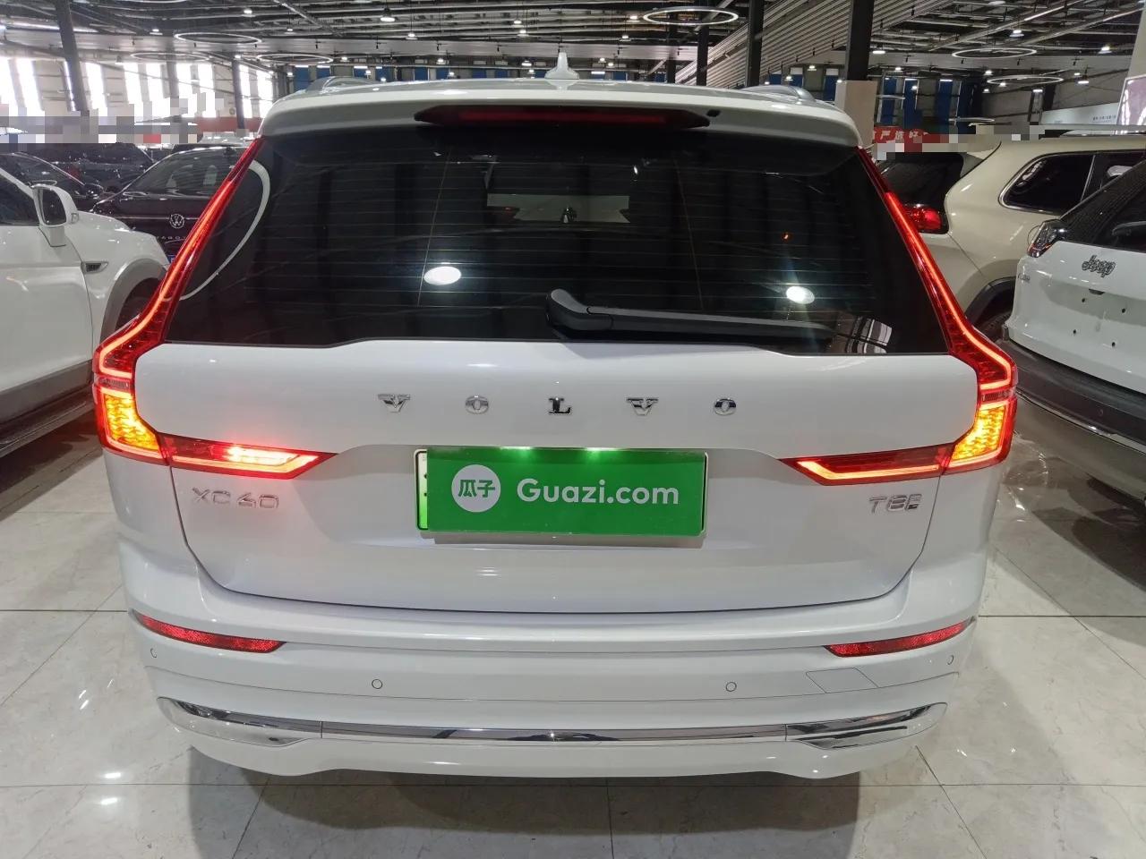 Volvo XC60 New Energy 2024 T8 Plug-in Hybrid Long-Range All-Wheel Drive Smart Luxury Edition — миниатюра 5