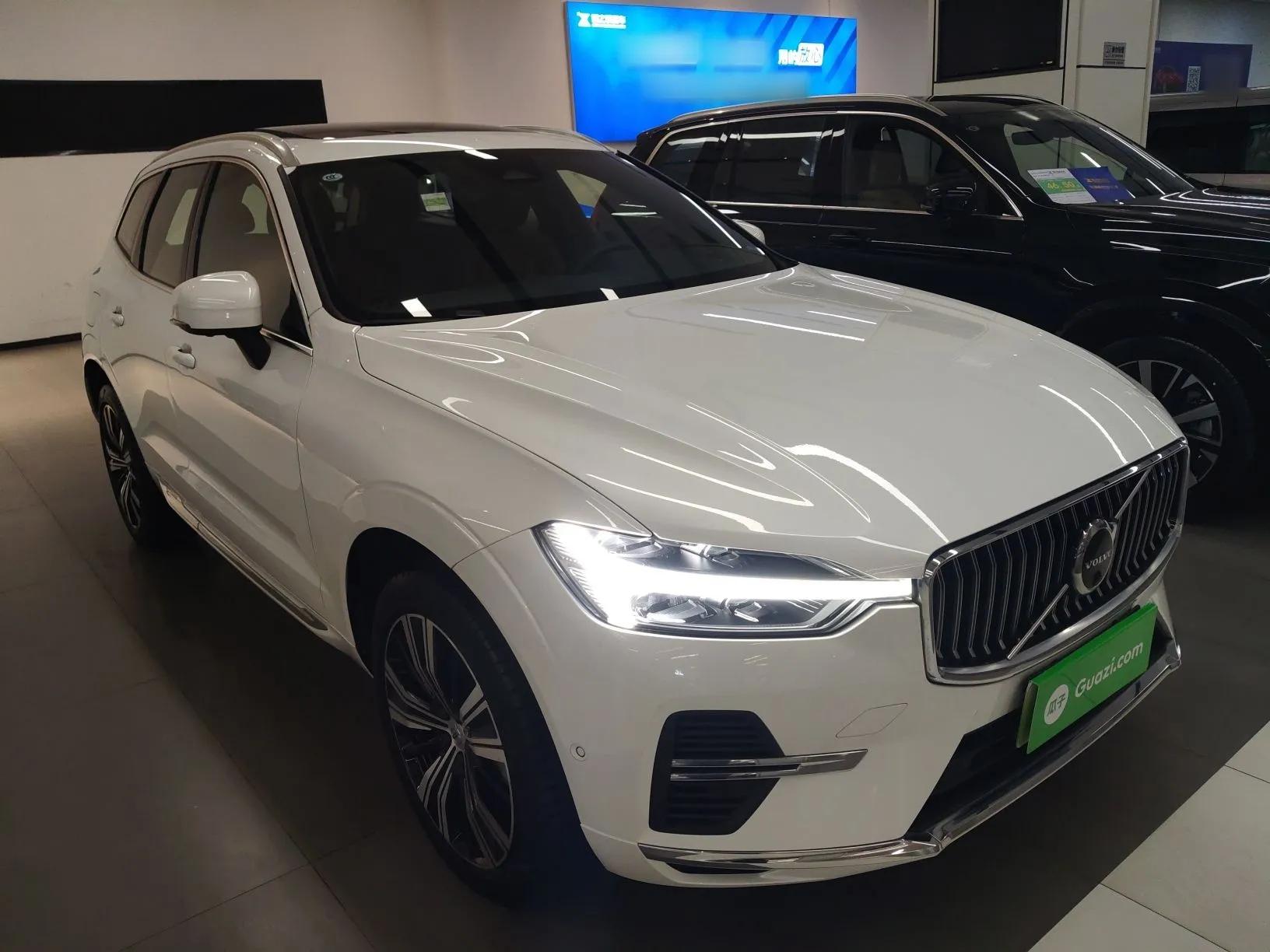 Volvo XC60 New Energy 2023 T8 Plug-in Hybrid Long-Range All-Wheel Drive Smart & Luxurious Enjoyment Edition — миниатюра 6