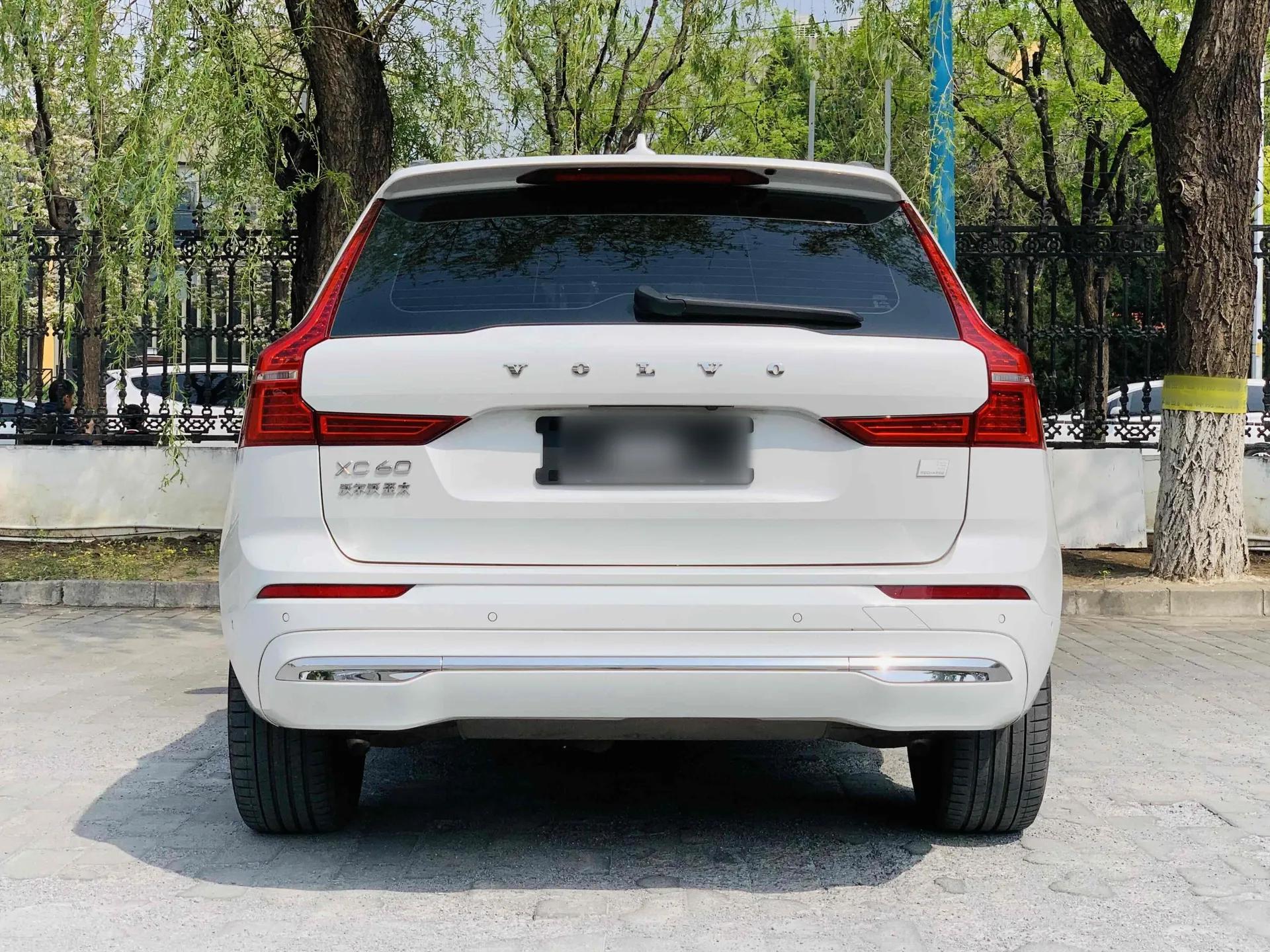 Volvo XC60 New Energy 2024 T8 Plug-in Hybrid Long-Range All-Wheel Drive Smart Luxury Edition — миниатюра 5