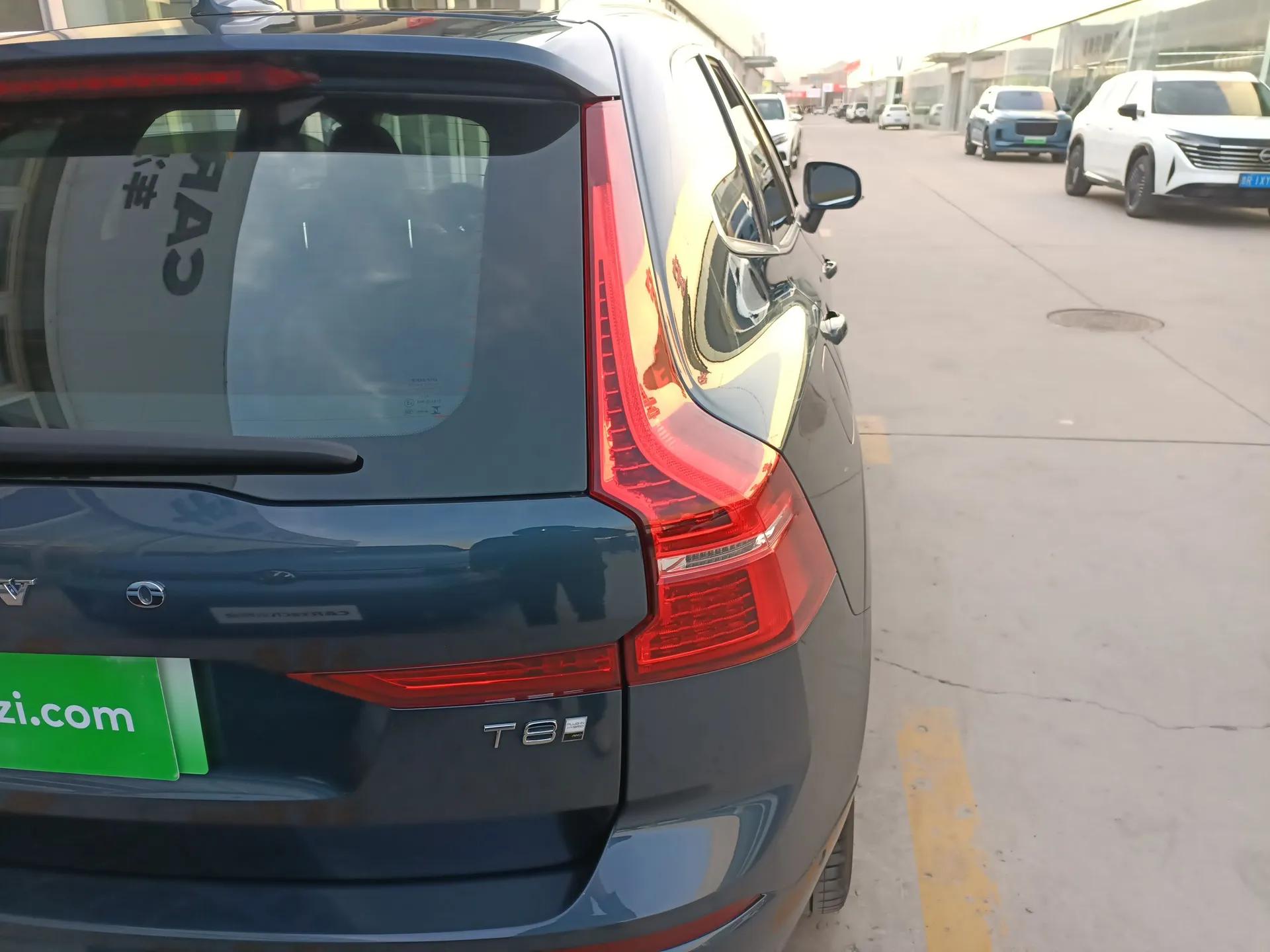 Volvo XC60 New Energy 2025 Plug-in Hybrid Long-Range All-Wheel Drive Smart Luxury Edition — миниатюра 8