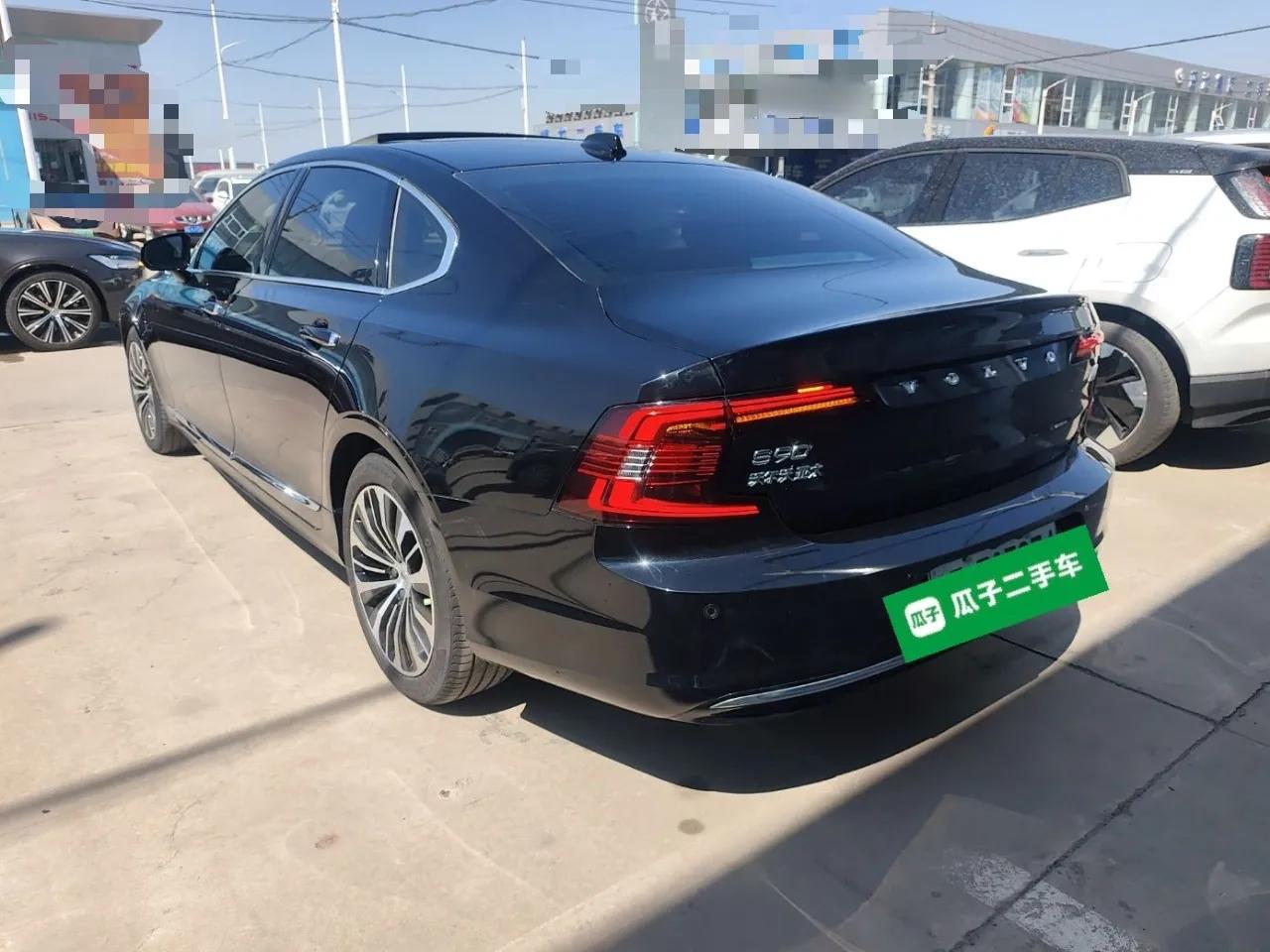 Volvo S90 New Energy 2023 T8 Plug-in Hybrid All-Wheel Drive Long-Range Zhiyi Luxury Edition — миниатюра 4