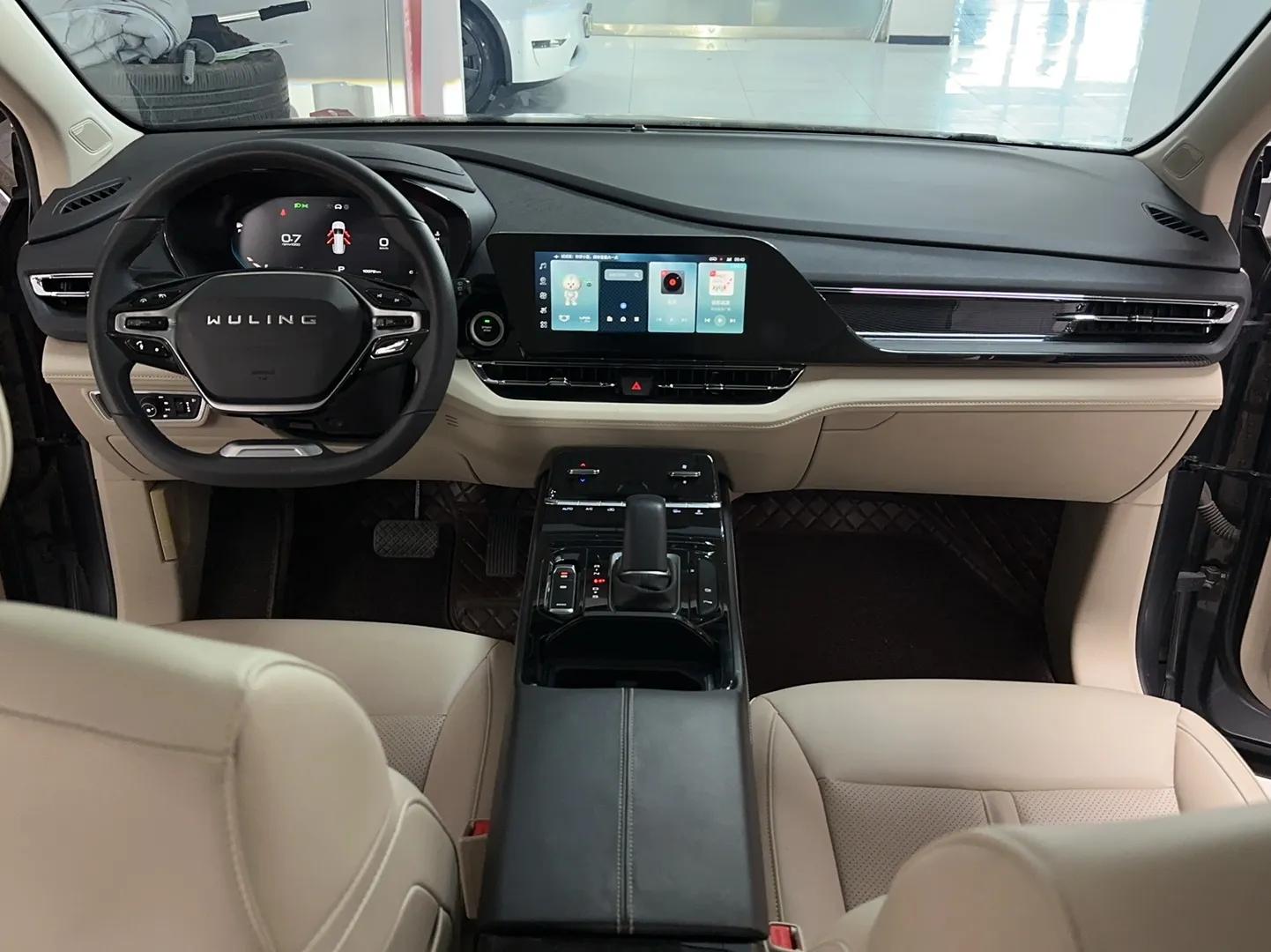 Wuling Victory 2022 280T 1.5T CVT Flagship Edition — миниатюра 10