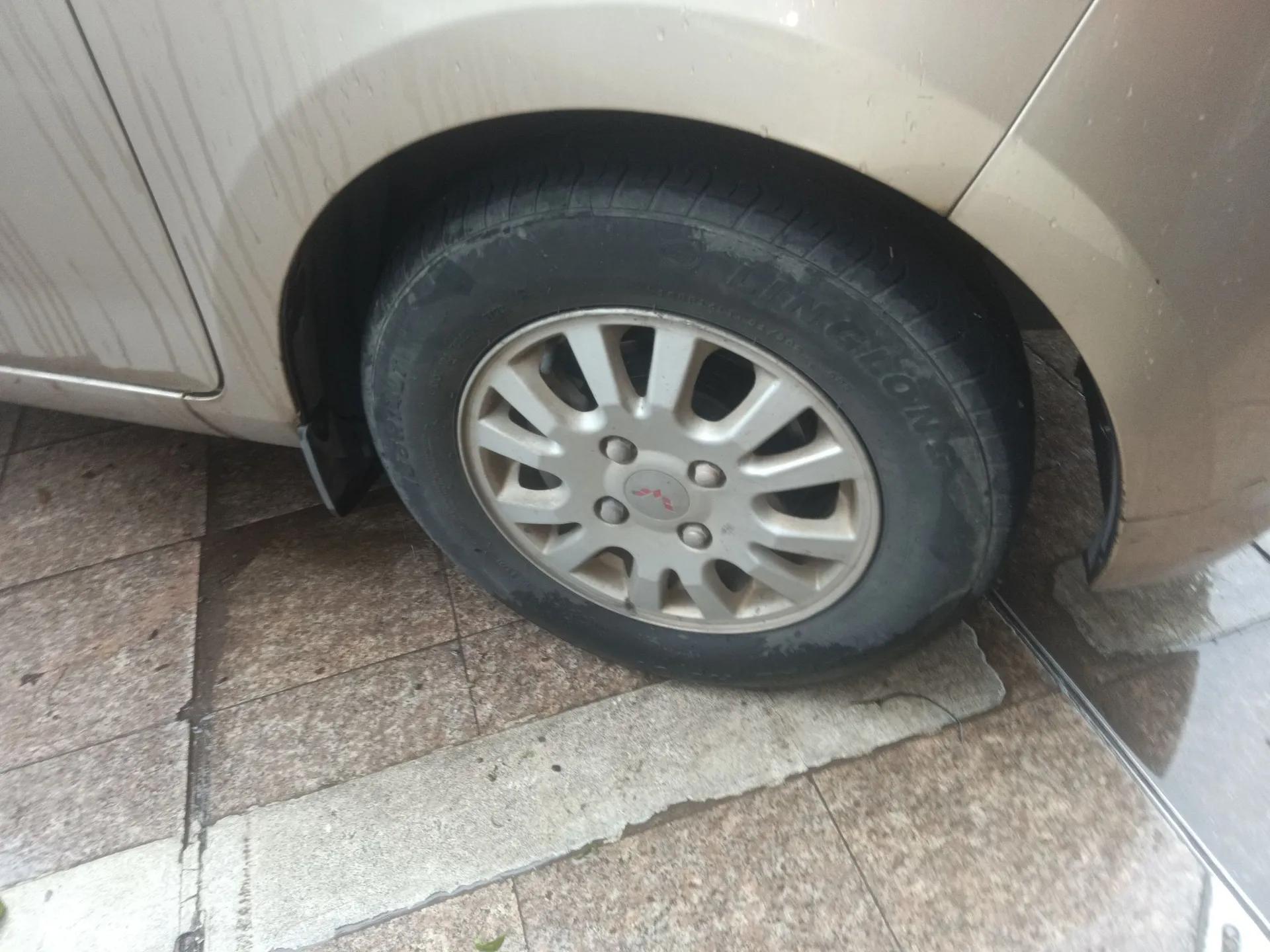 Wuling Rongguang V 2016 1.5L Standard Version — миниатюра 8
