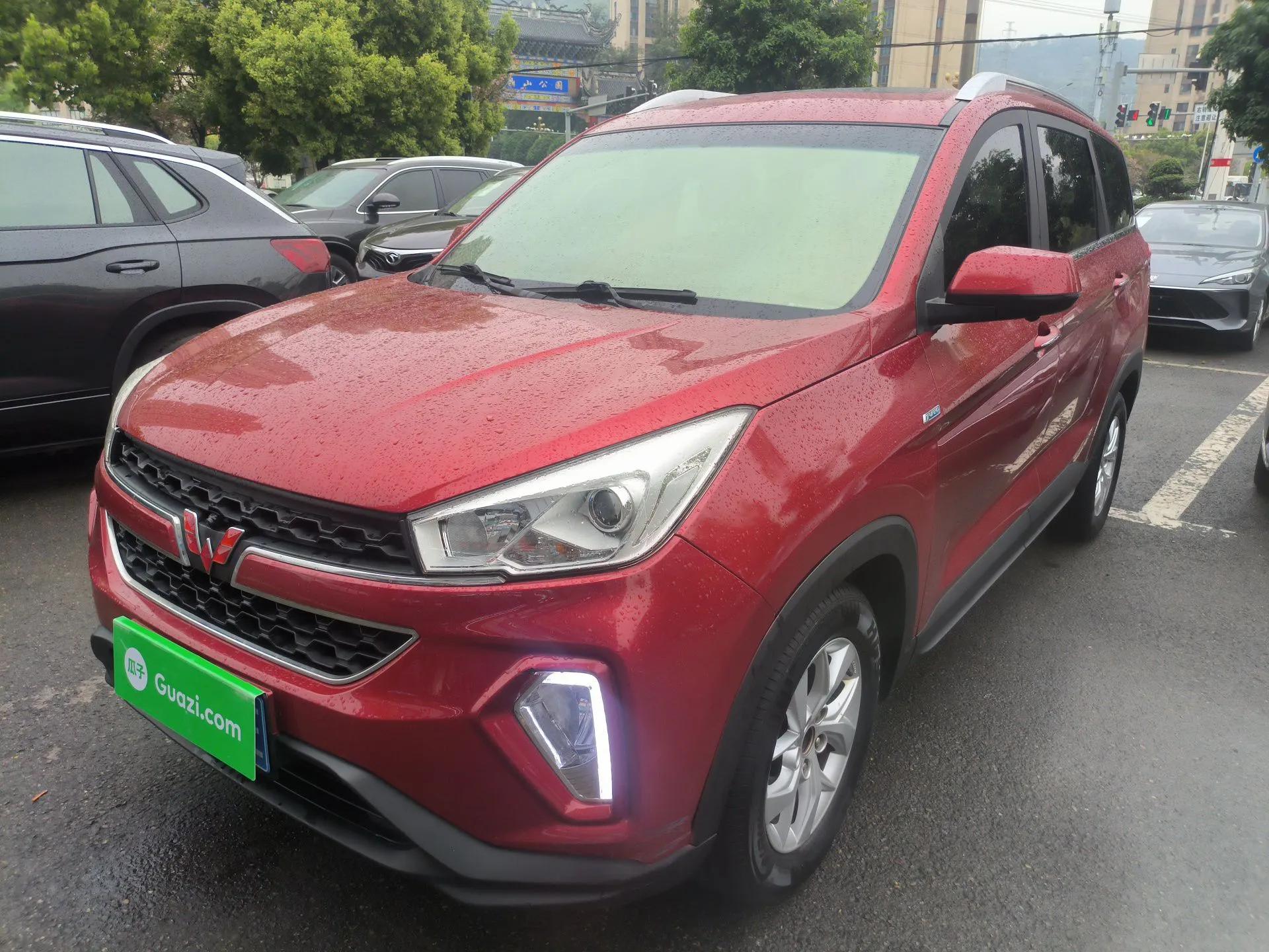 Wuling Hongguang S3 2018 1.5T Manual Luxury Model China V Standard — миниатюра 1