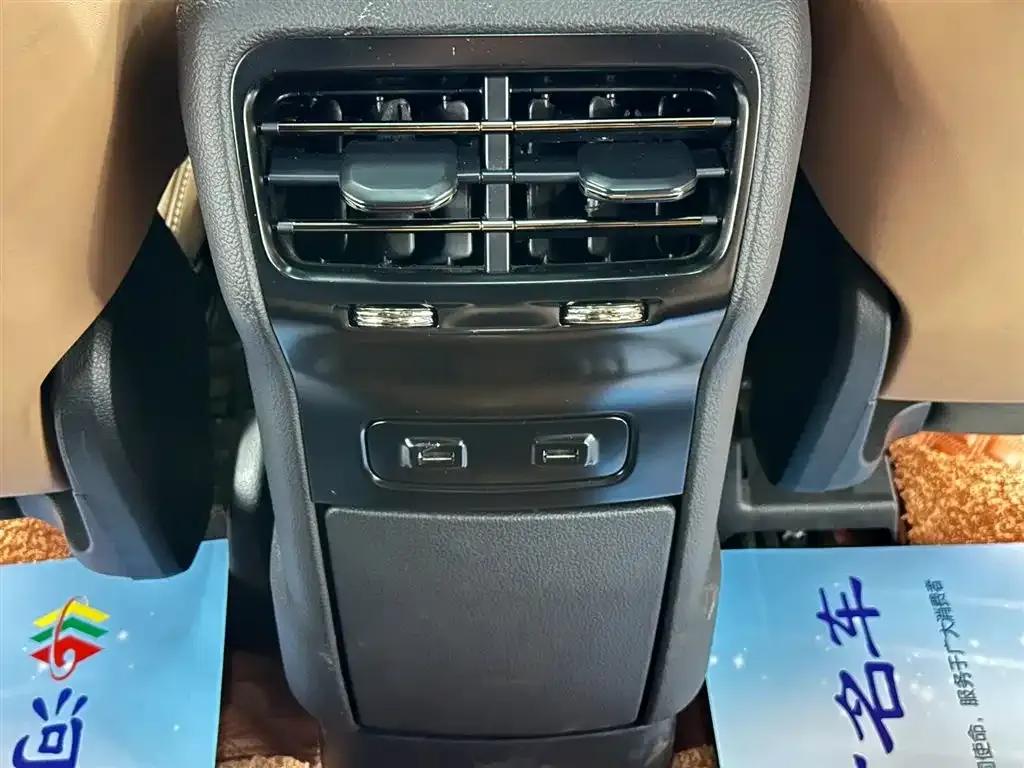 NIO ES6 2020 455KM Sport Edition — миниатюра 13