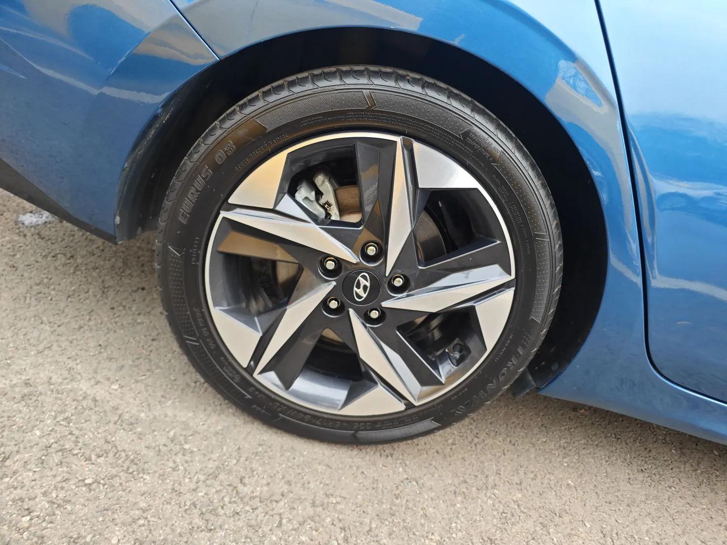 Hyundai Elantra 2022 1.5L CVT GLX Elite Edition — миниатюра 10