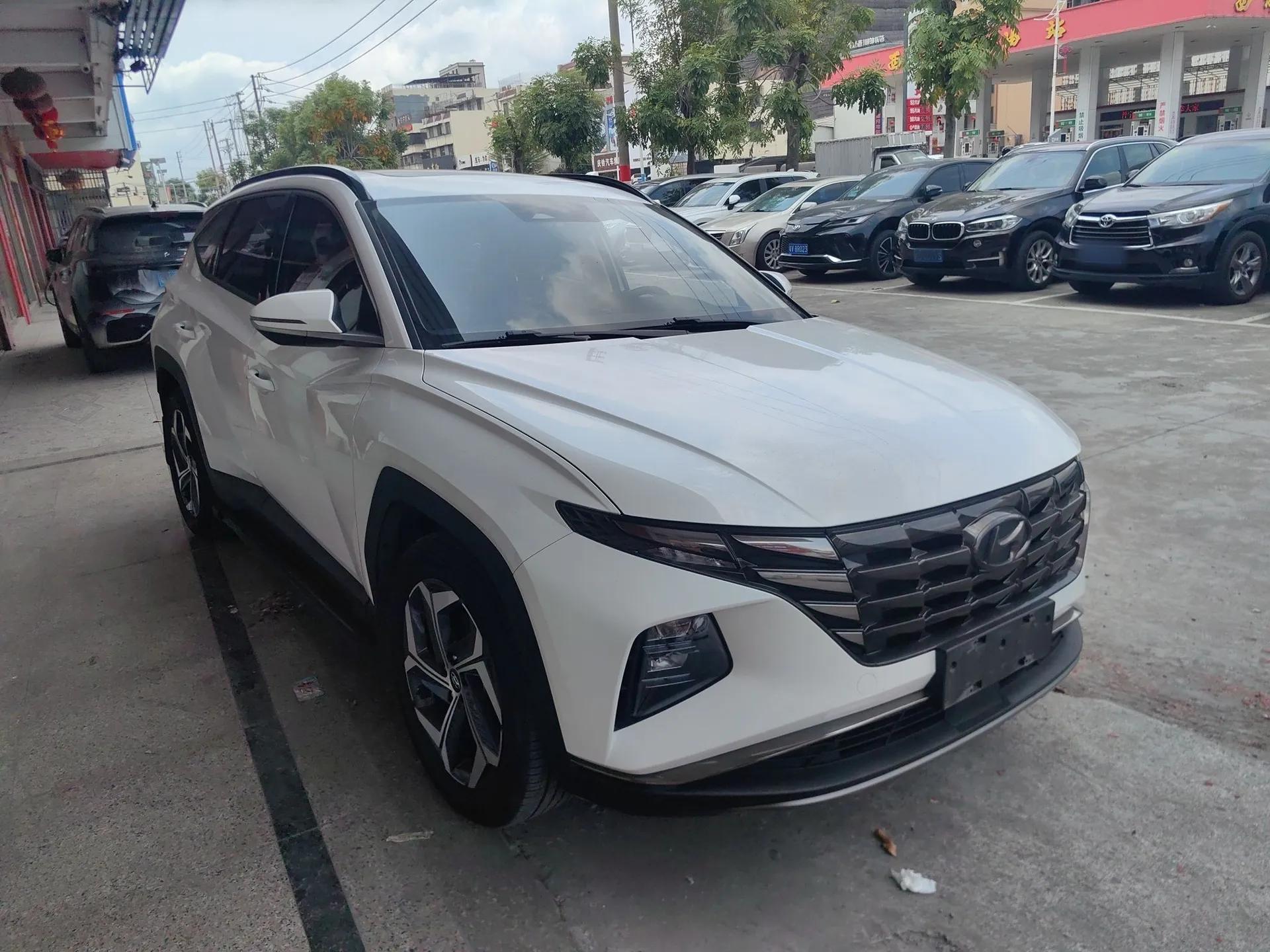 Hyundai Tucson 2023 Tucson L 1.5T Automatic Two-Wheel Drive DLX Luxury Edition — миниатюра 3