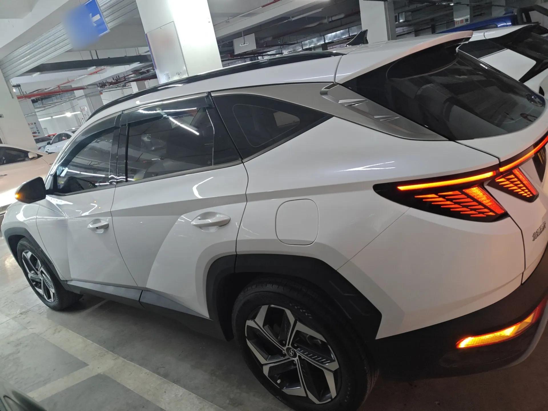 Hyundai Tucson 2023 Tucson L 1.5T Automatic Two-Wheel Drive DLX Luxury Edition — миниатюра 4