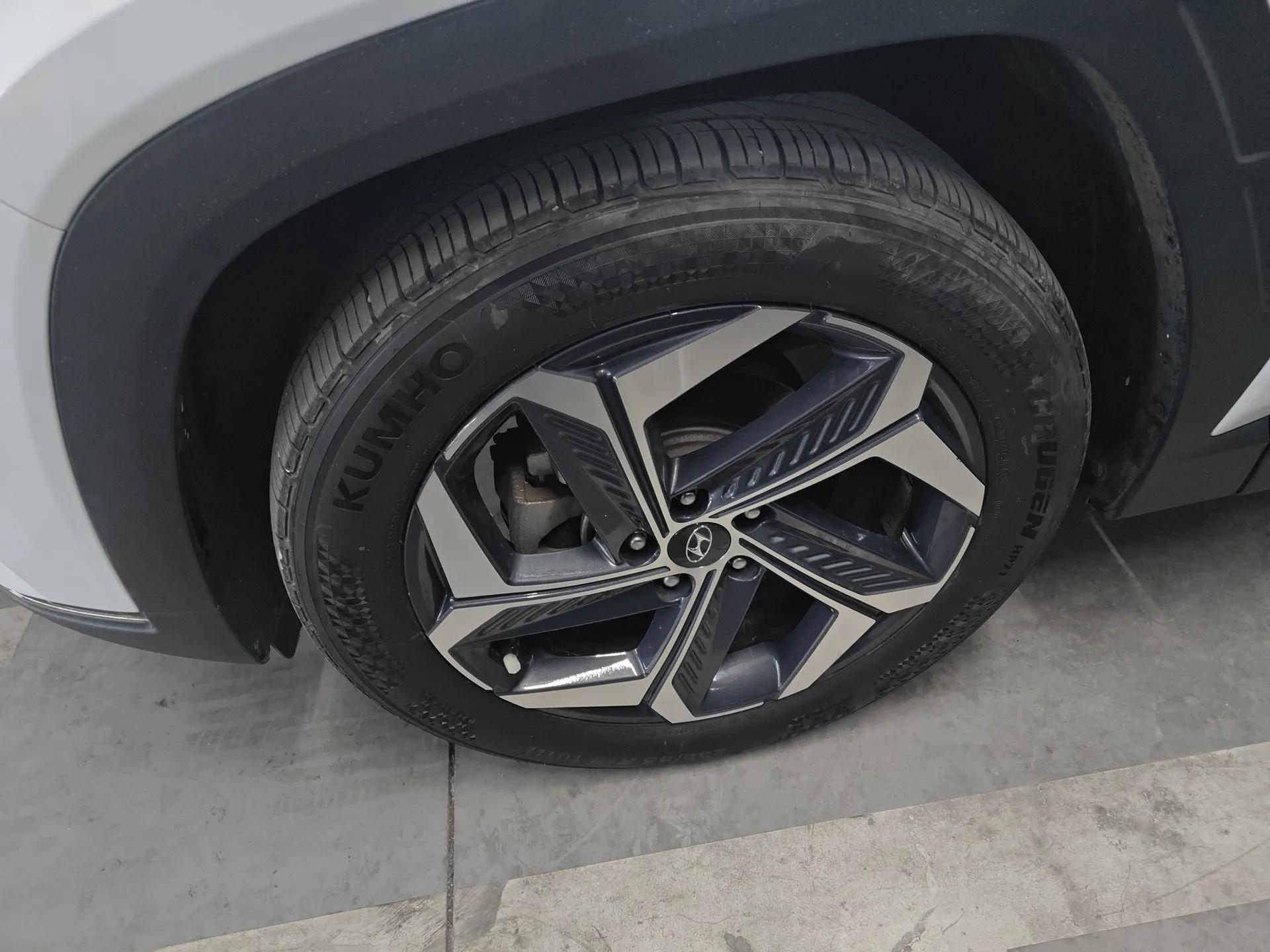 Hyundai Tucson 2023 Tucson L 1.5T Automatic Two-Wheel Drive DLX Luxury Edition — миниатюра 8