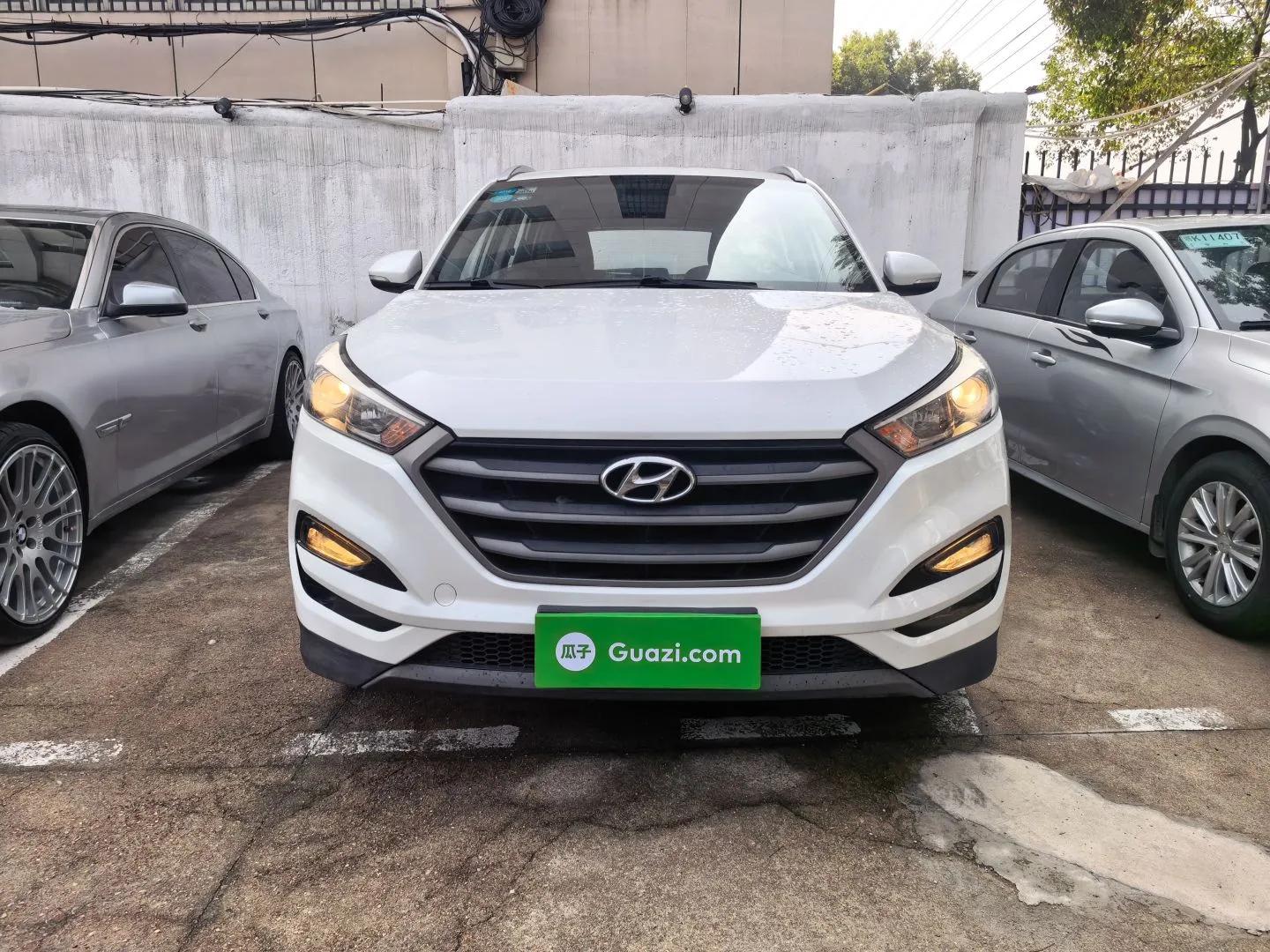 Hyundai Tucson 2015 1.6T Dual-Clutch Two-Wheel-Drive Smart Model — миниатюра 2