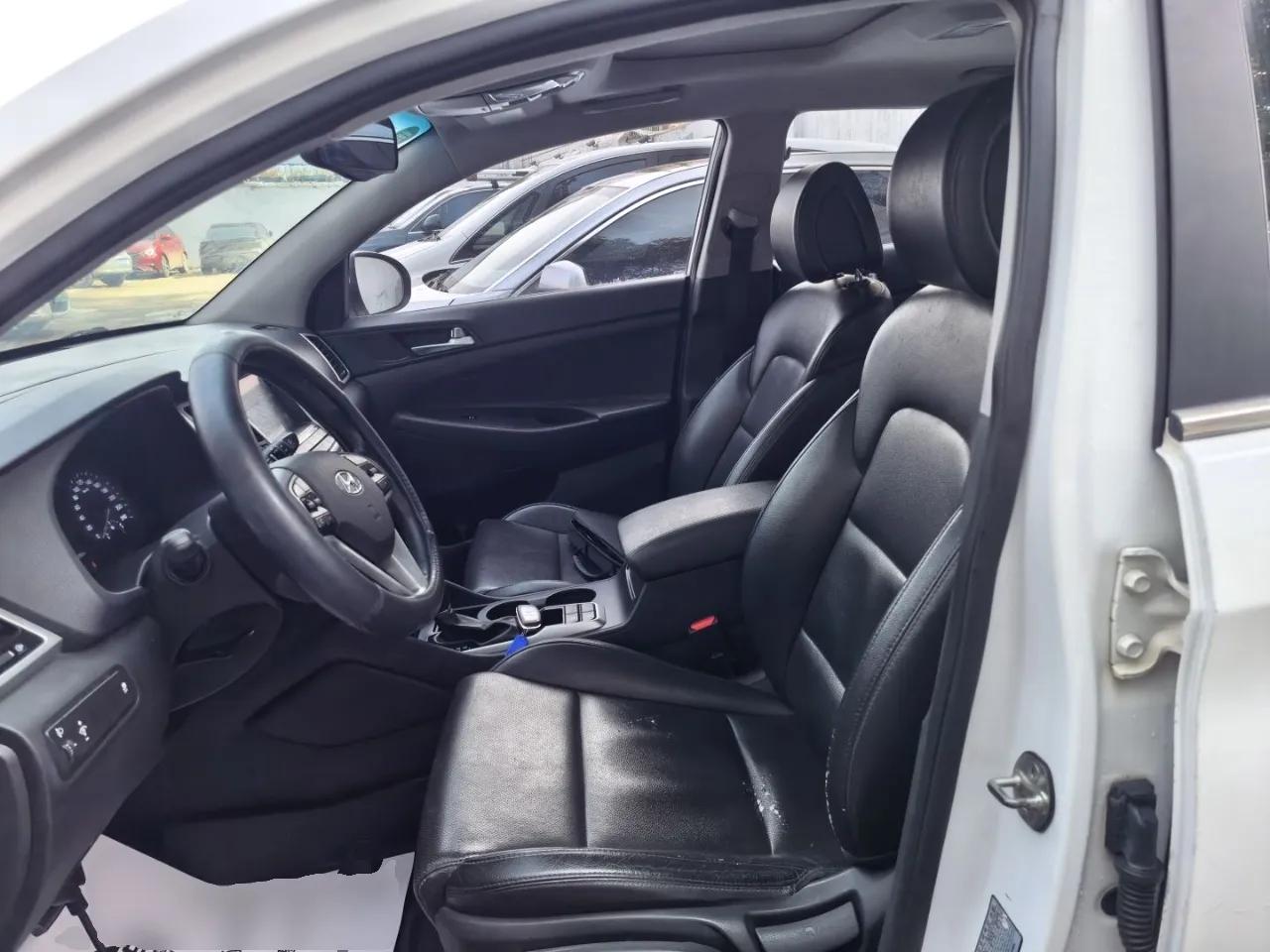 Hyundai Tucson 2015 1.6T Dual-Clutch Two-Wheel-Drive Smart Model — миниатюра 18