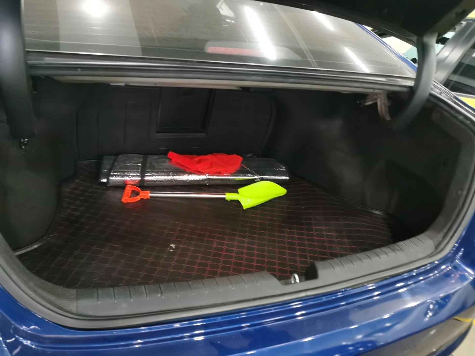 Hyundai Sonata 2015 1.6T GX Comfort Model — миниатюра 17