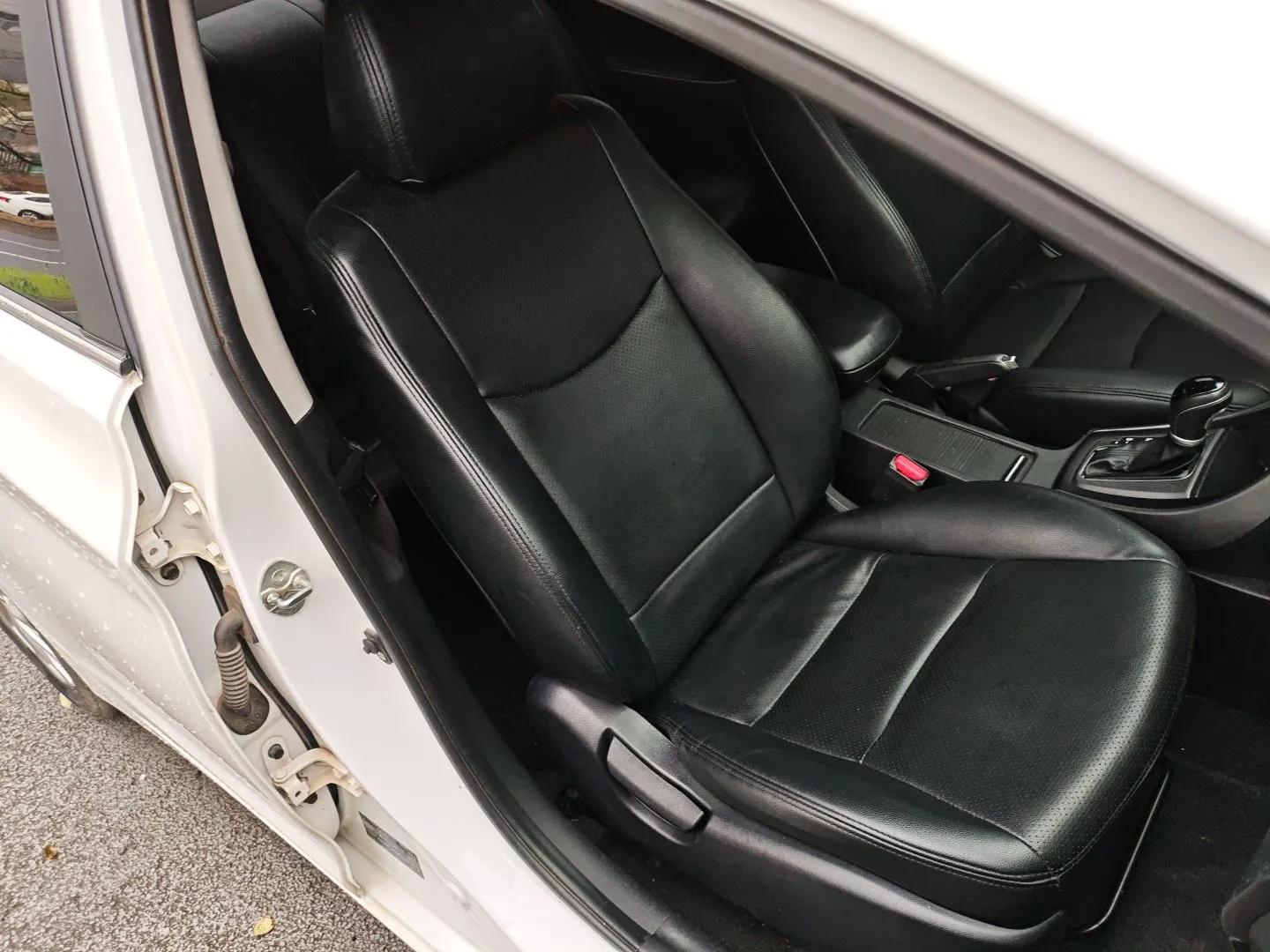 Hyundai Elantra (5th Generation / Langdong) 2016 1.6L Automatic Smart Version — миниатюра 23
