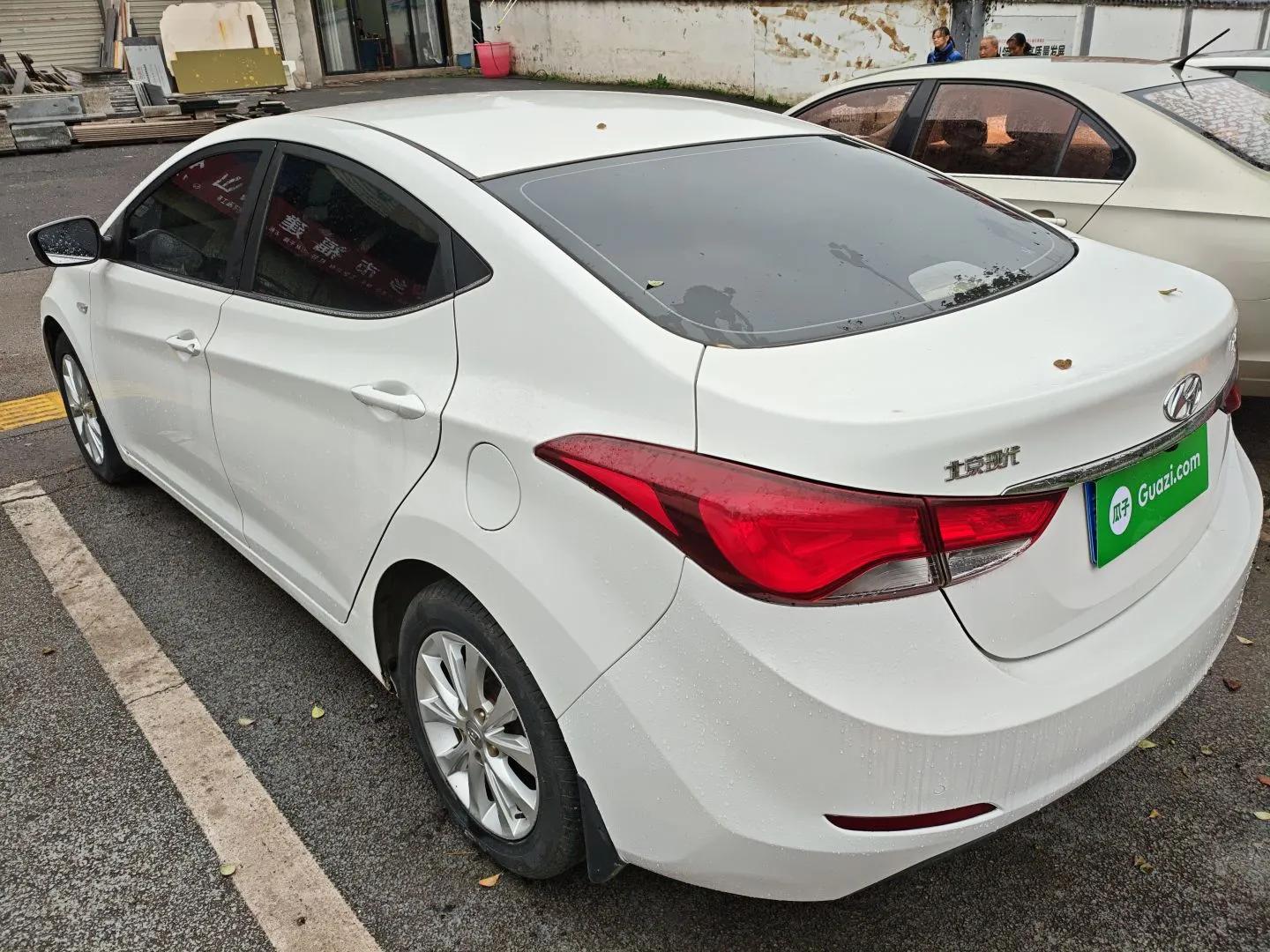 Hyundai Elantra (5th Generation / Langdong) 2016 1.6L Automatic Smart Version — миниатюра 4