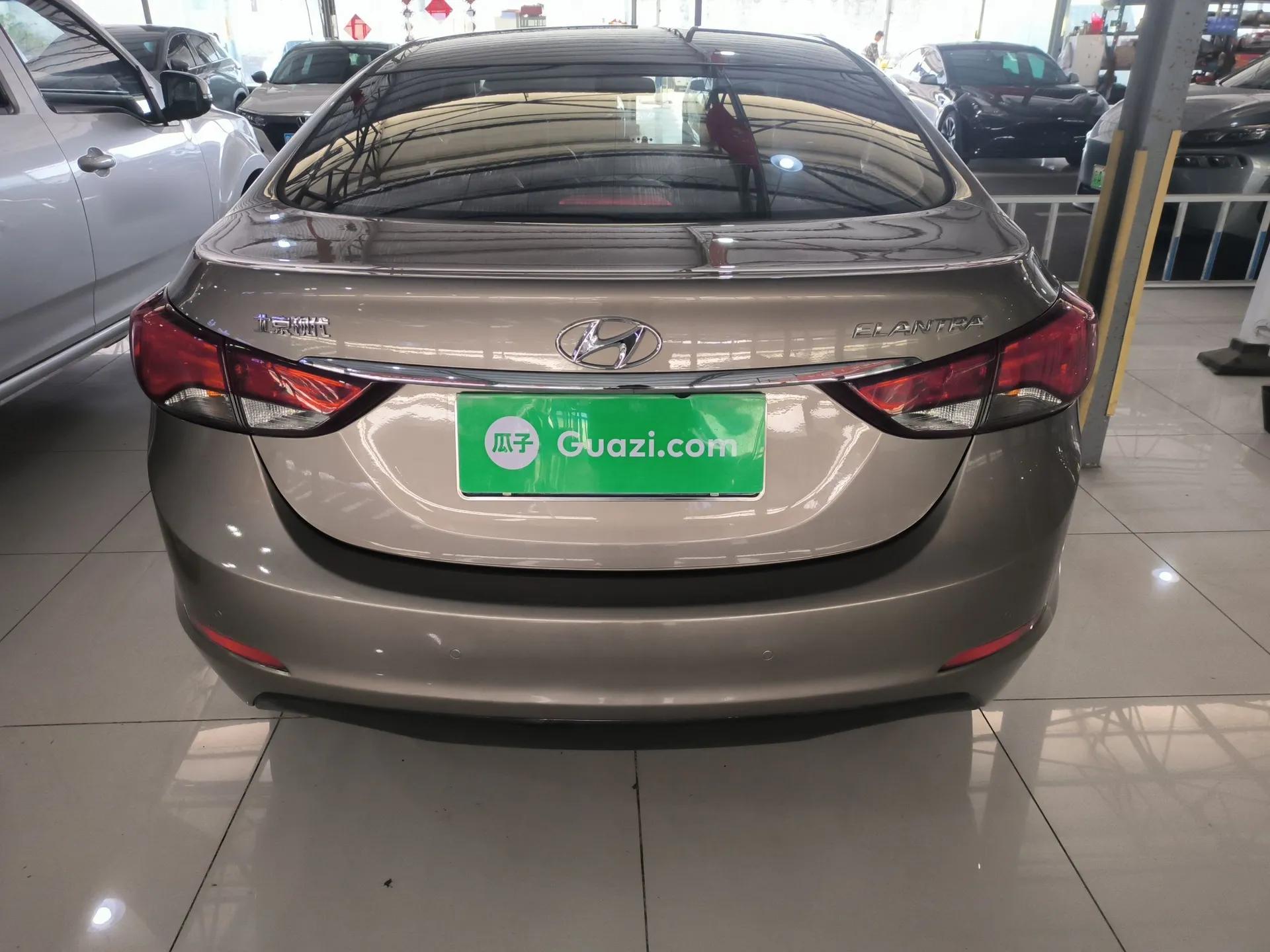 Hyundai Elantra (5th Generation / Langdong) 2016 1.6L Automatic Smart Version — миниатюра 3