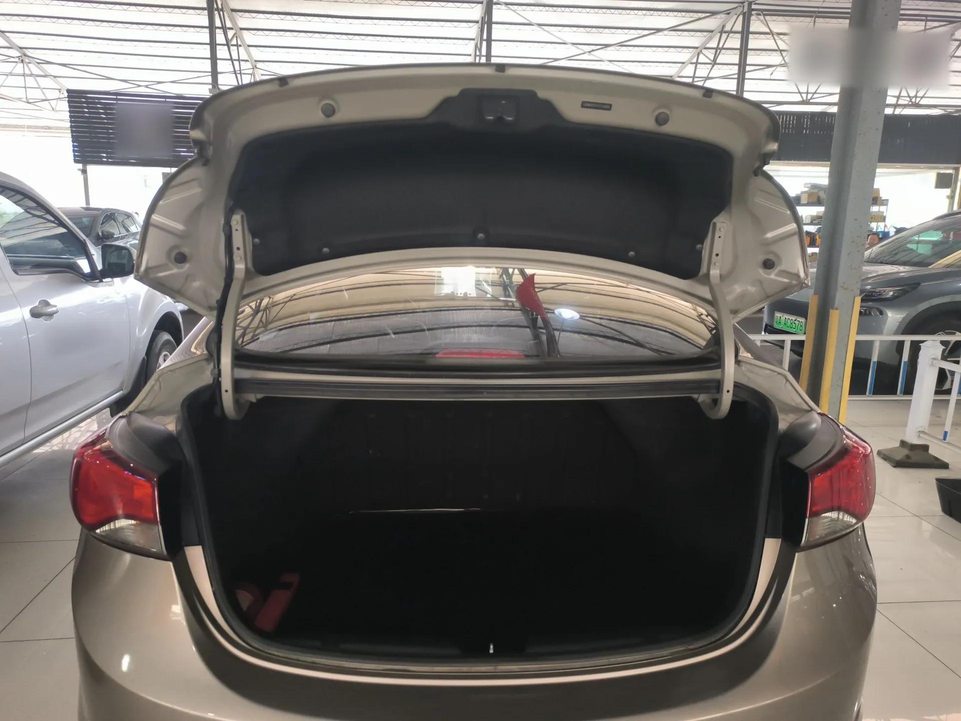 Hyundai Elantra (5th Generation / Langdong) 2016 1.6L Automatic Smart Version — миниатюра 21