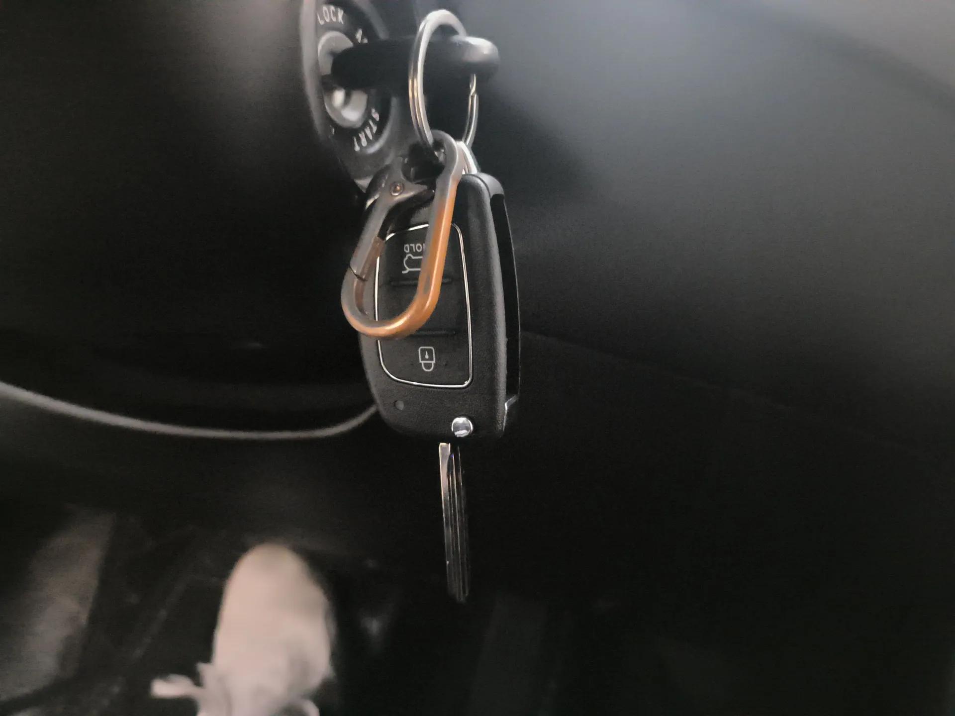 Hyundai Elantra (5th Generation / Langdong) 2016 1.6L Automatic Smart Version — миниатюра 22