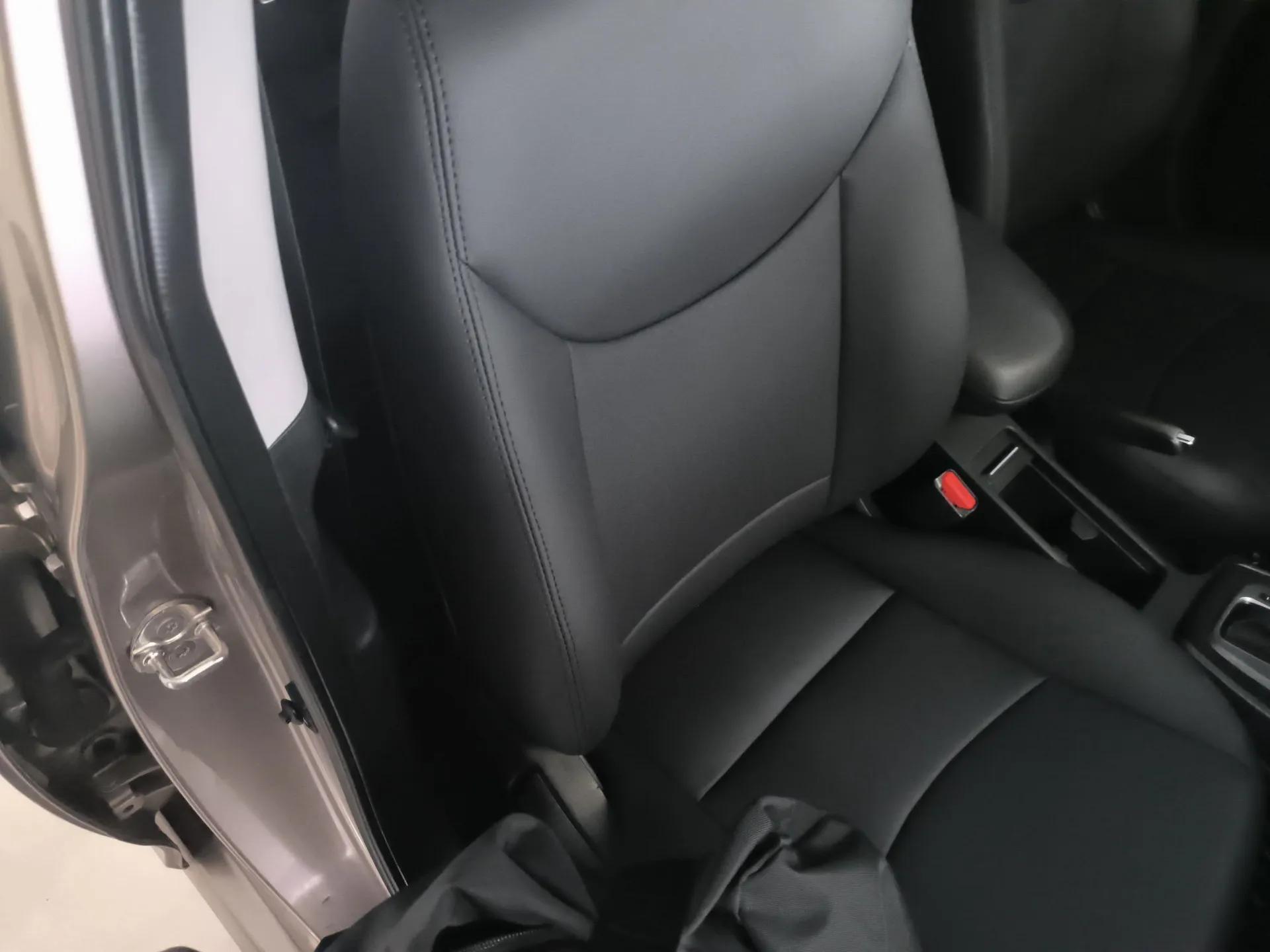 Hyundai Elantra (5th Generation / Langdong) 2016 1.6L Automatic Smart Version — миниатюра 23