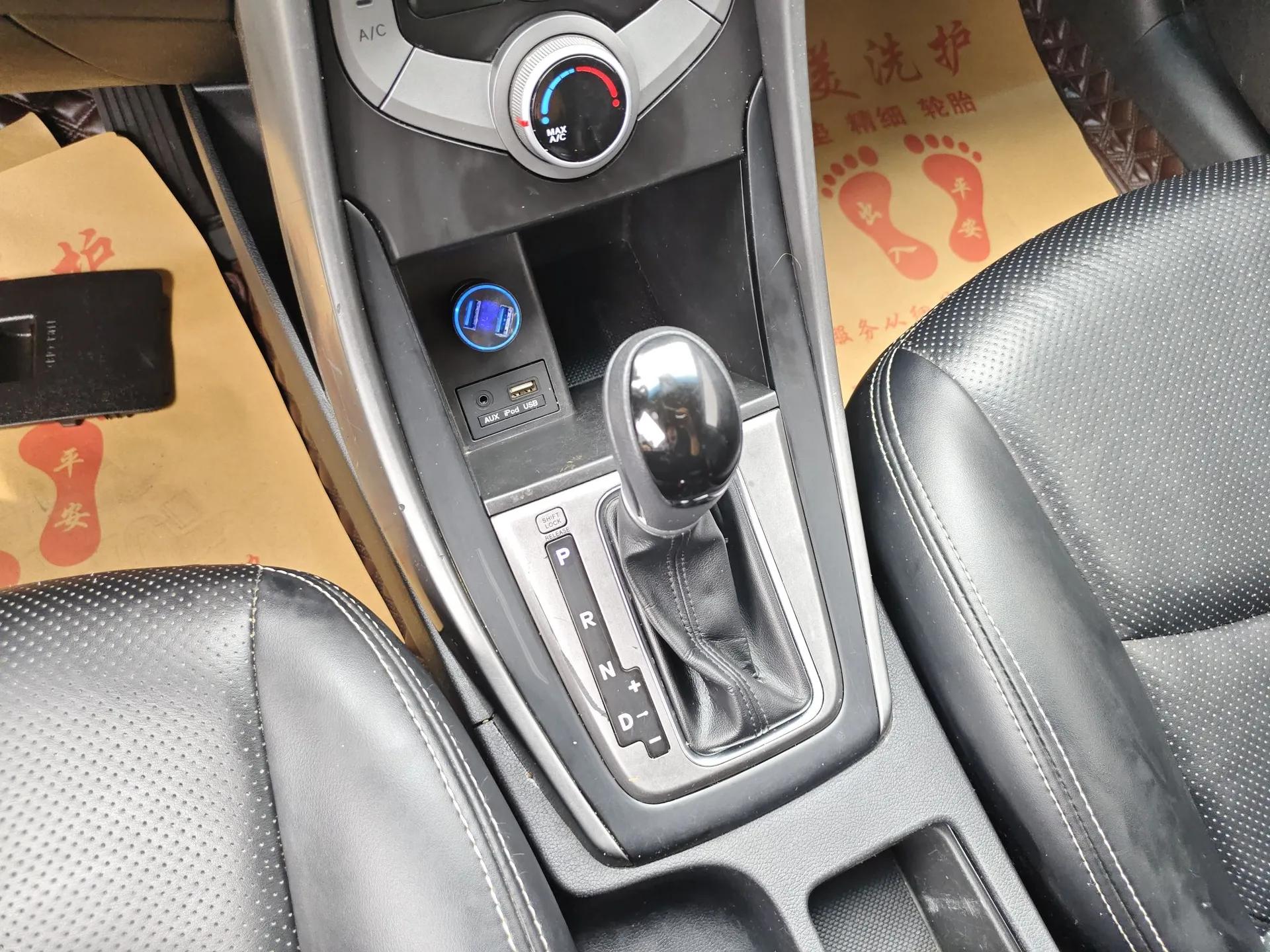 Hyundai Elantra (5th Generation / Langdong) 2016 1.6L Automatic Smart Version — миниатюра 17