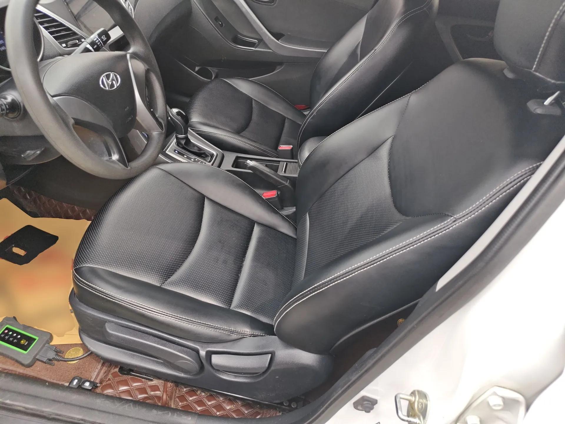 Hyundai Elantra (5th Generation / Langdong) 2016 1.6L Automatic Smart Version — миниатюра 18